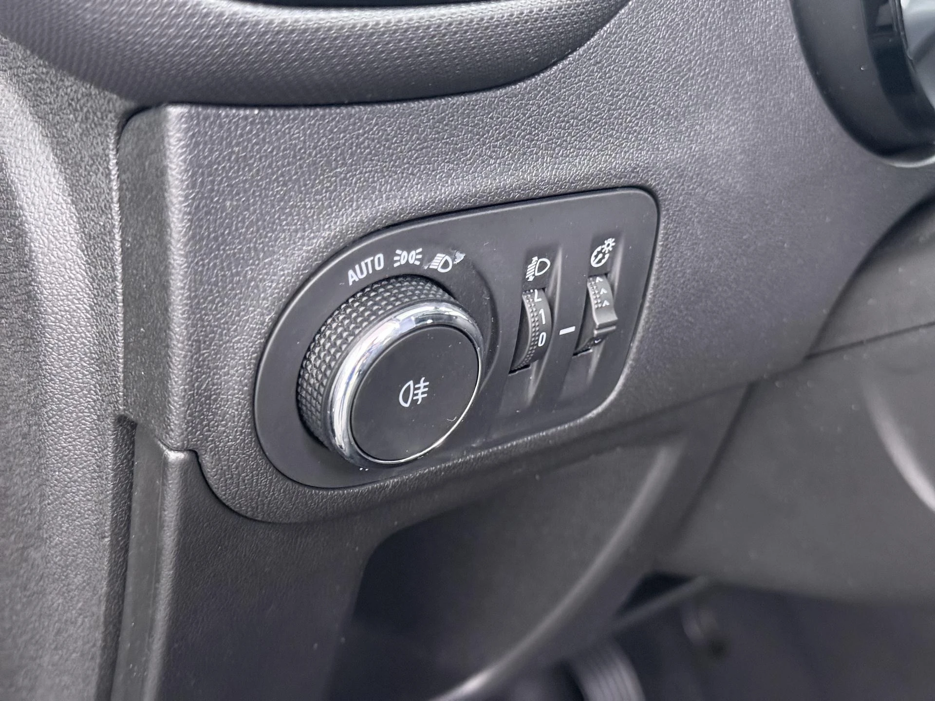 Opel-Crossland-image-13
