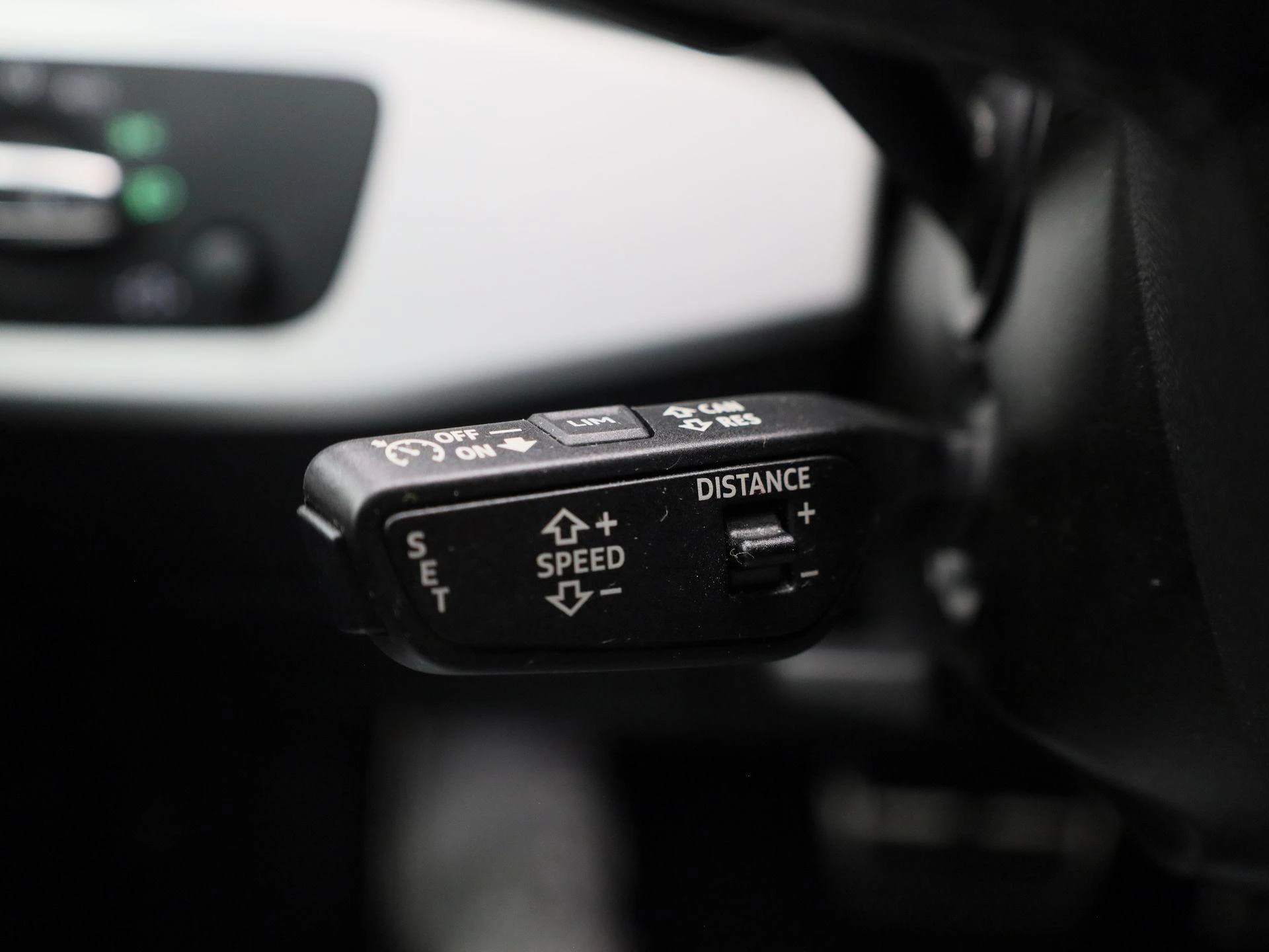 Audi-A4-image-24