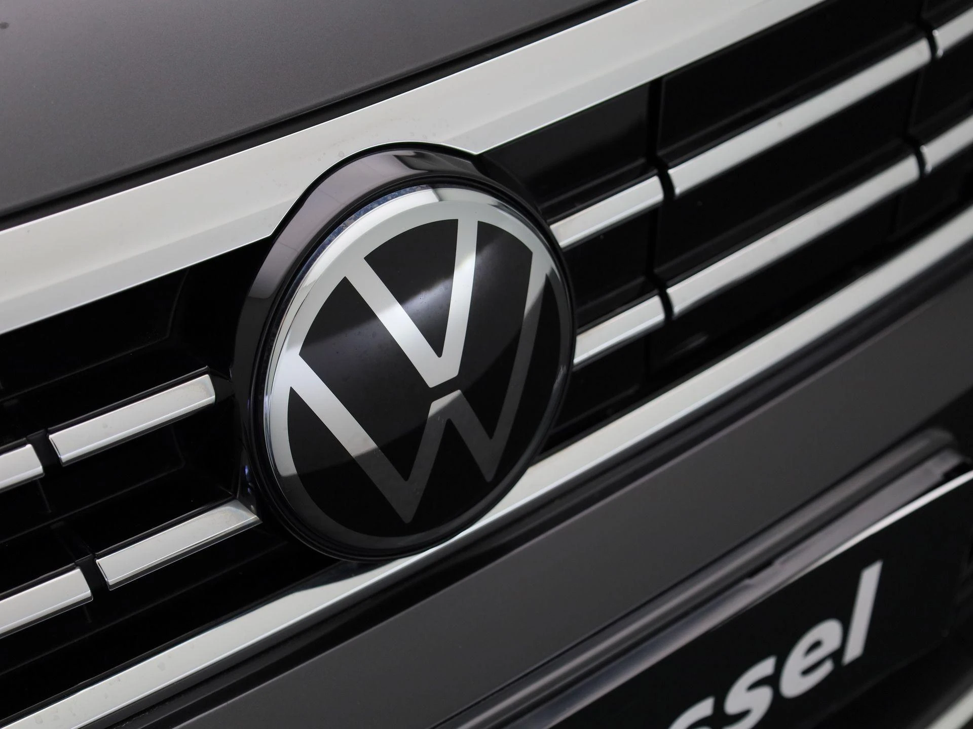 Volkswagen-Passat-image-40