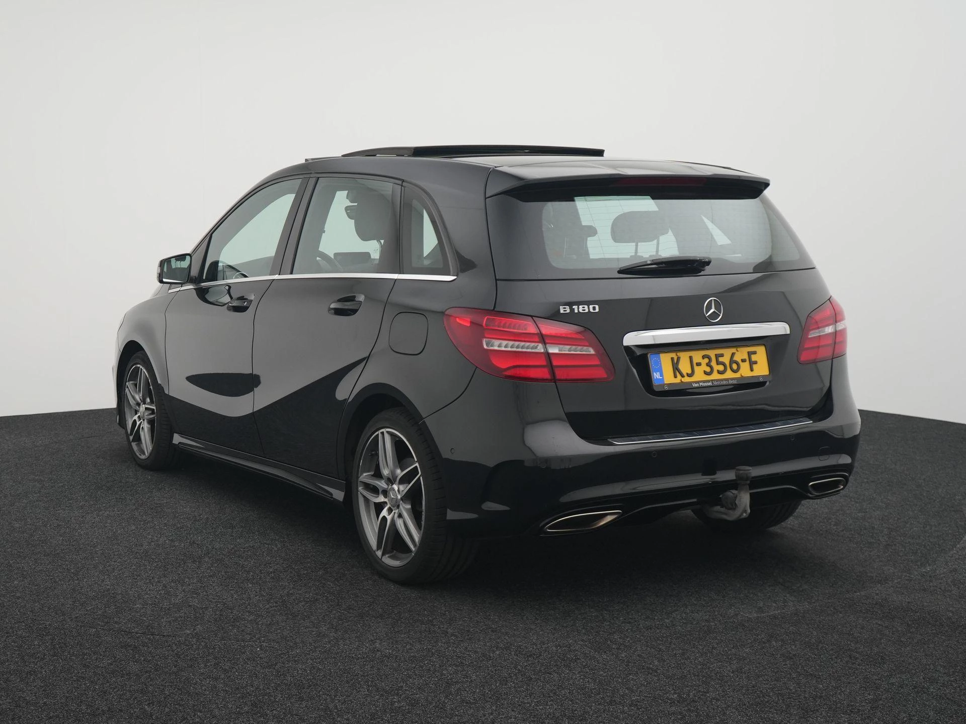 Mercedes-Benz B-Klasse 180 AMG Night Edition Plus