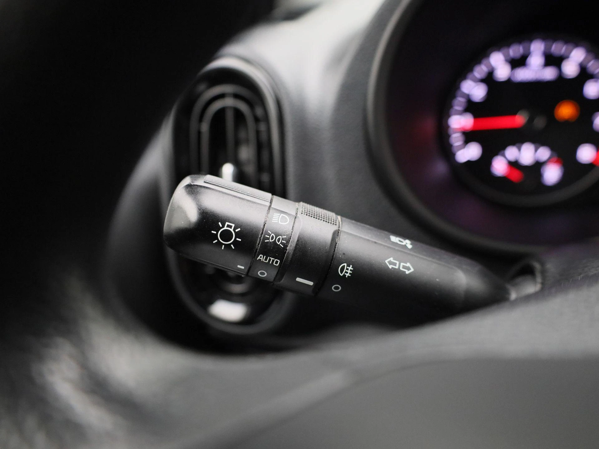 Kia-Picanto-image-19