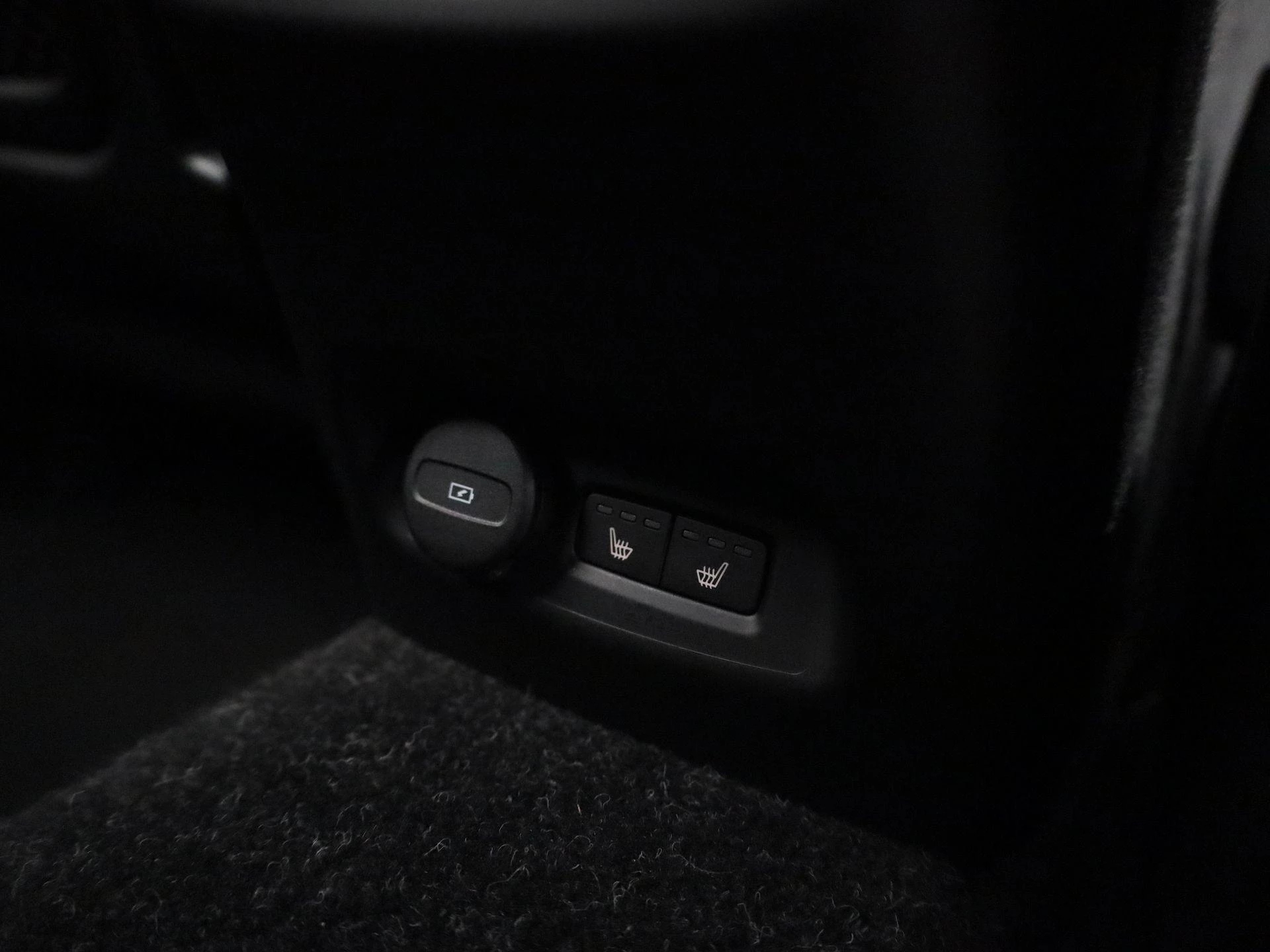 Volvo-XC40-image-34