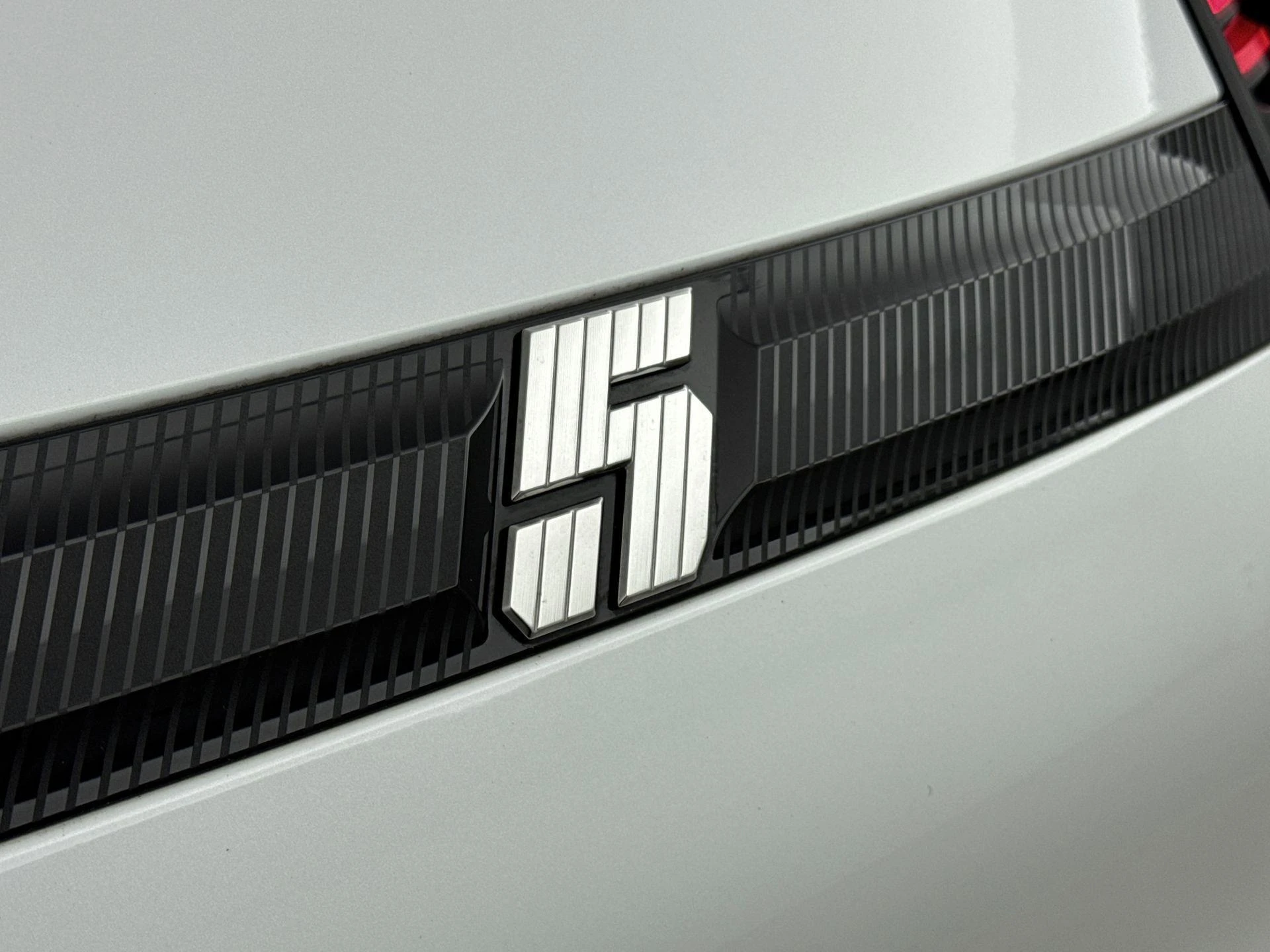 Renault-5-image-9
