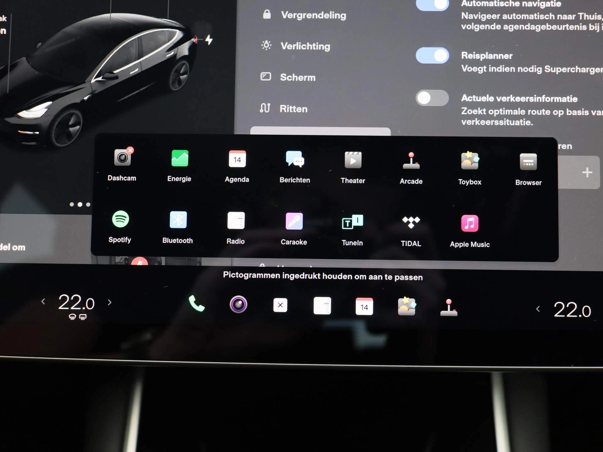 Tesla-Model 3-image-25