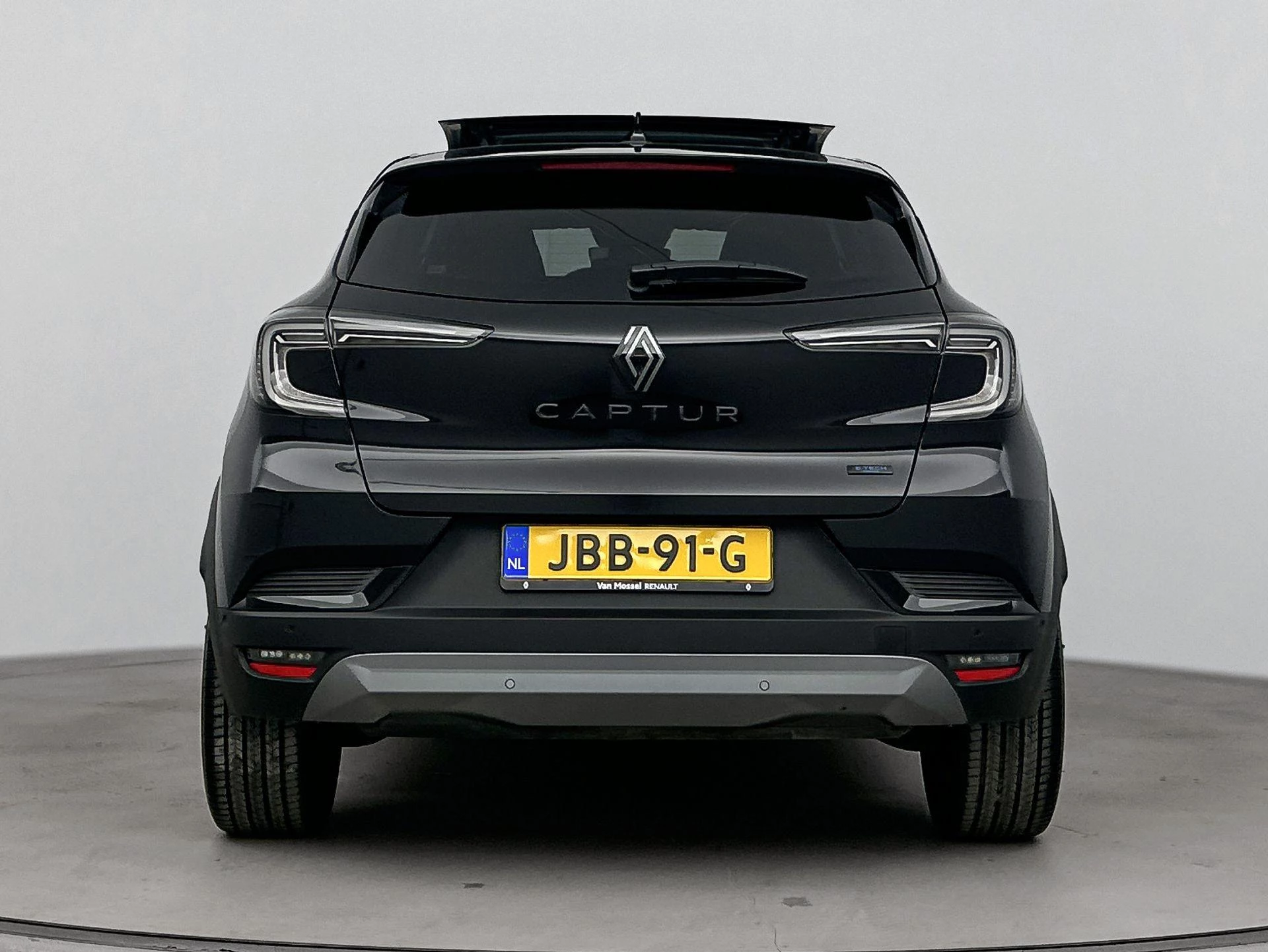 Renault-Captur-image-2