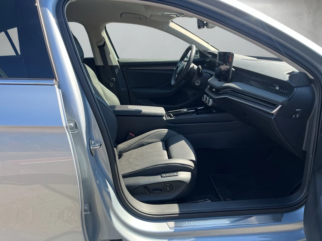 Škoda Superb Lim. 2.0 TSI 4x4 DSG L&K *360°*