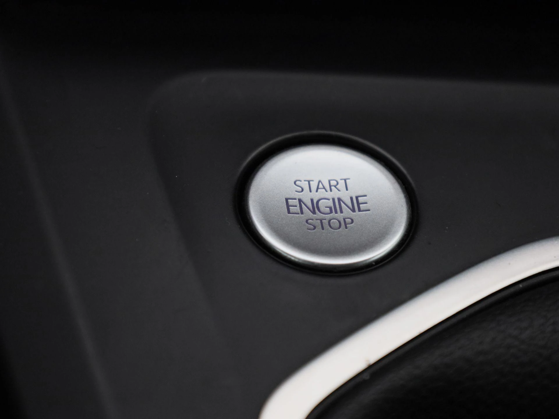 Volkswagen-Golf-image-22