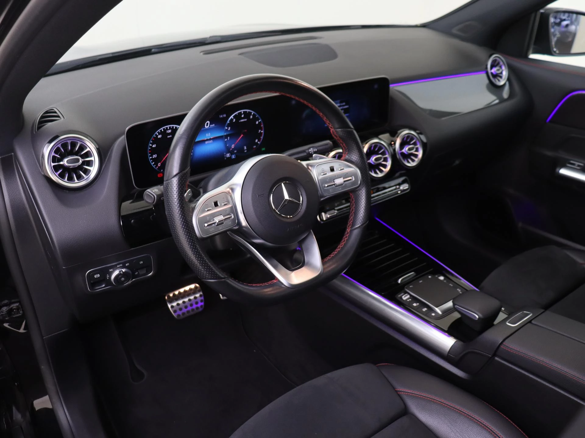 Mercedes-Benz-A-Klasse-image-8