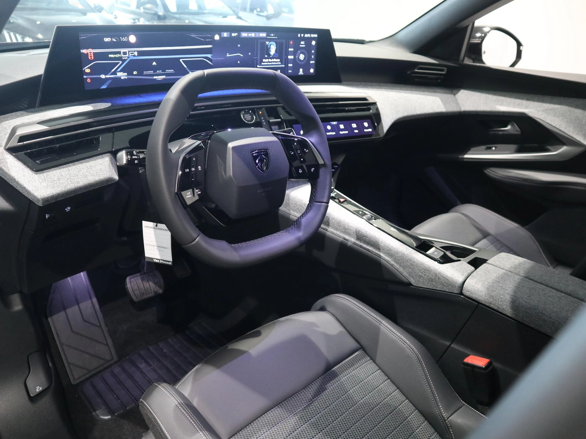 Peugeot 3008 Plug-in Hybrid 195 Allure