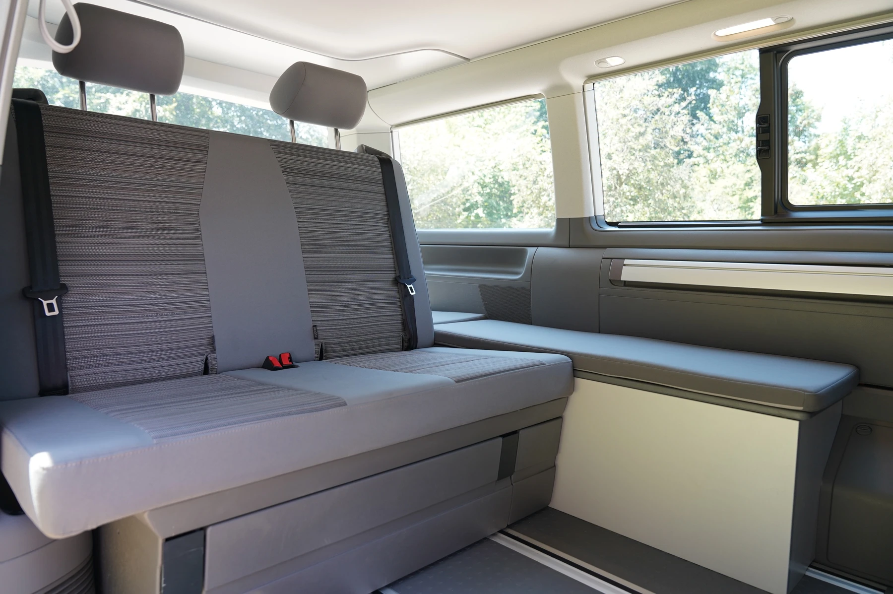 Volkswagen-California-image-20