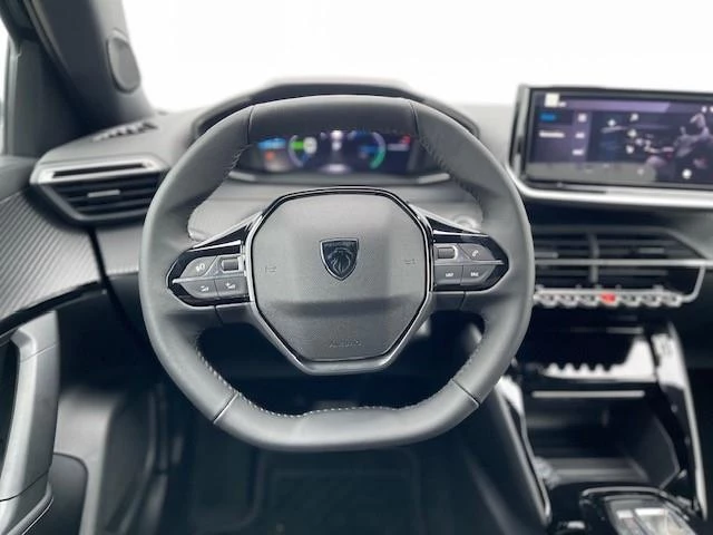 Peugeot-e-2008-image-18