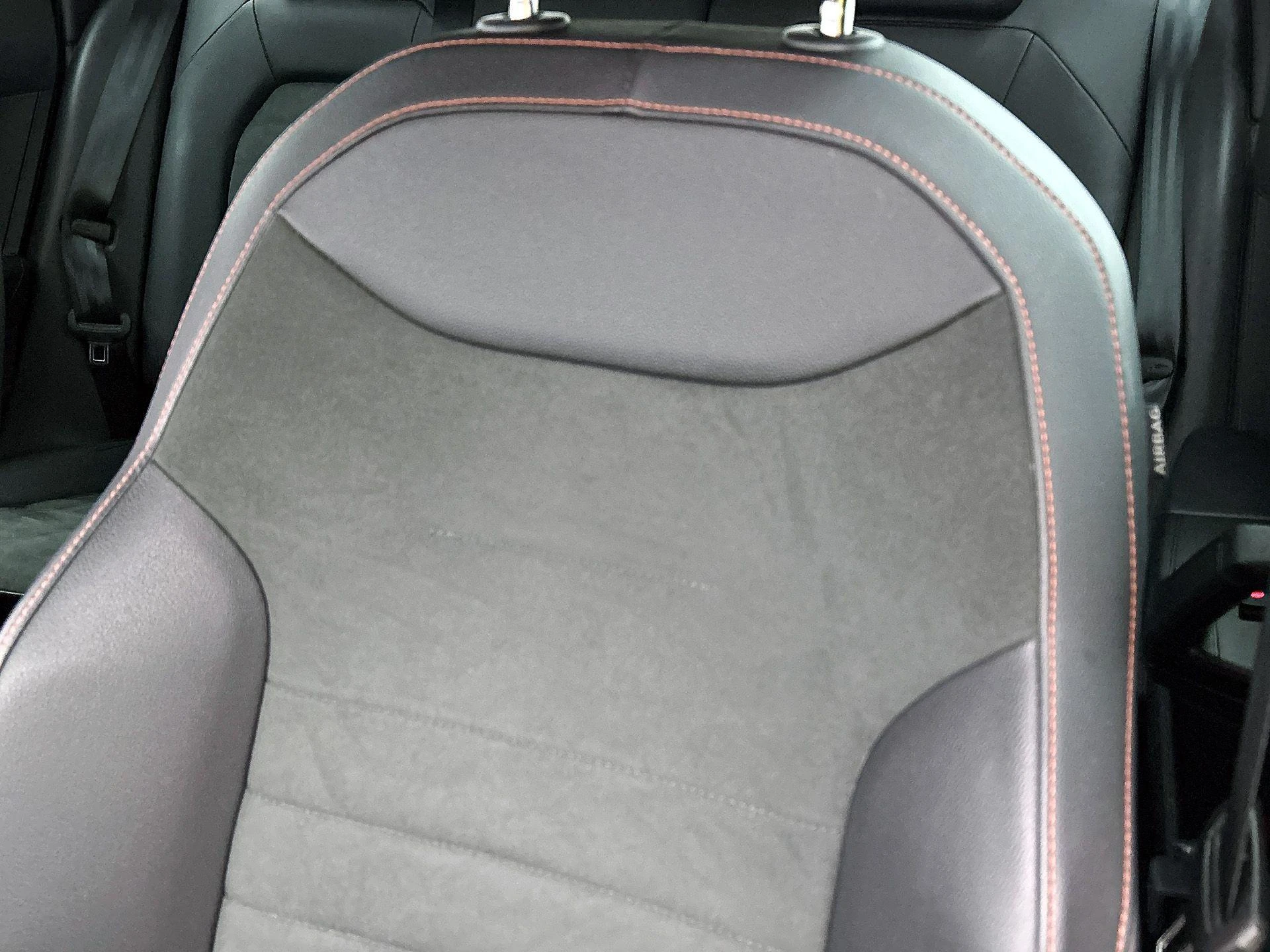 SEAT-Arona-image-19