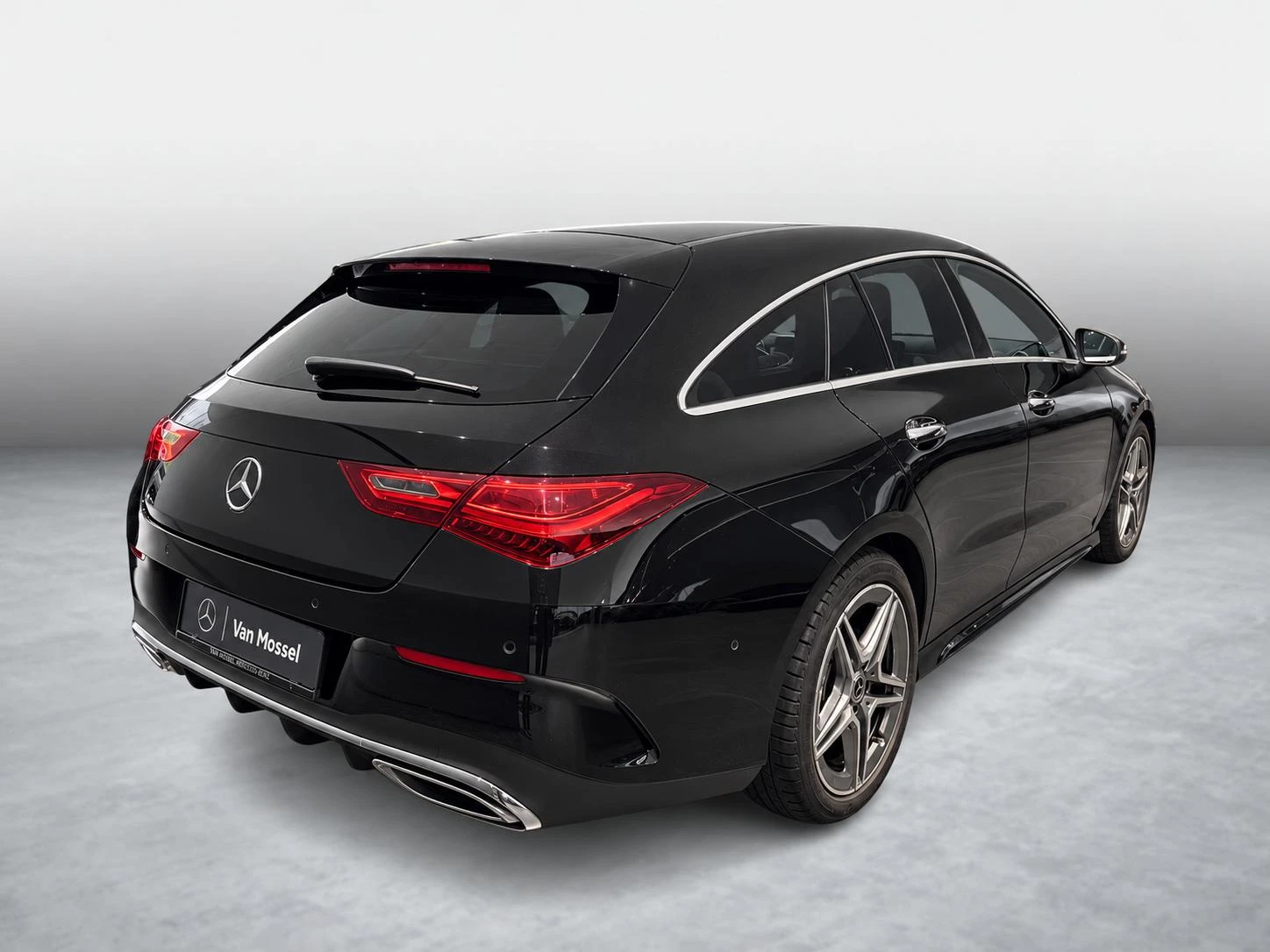 Mercedes-Benz-CLA-image-4