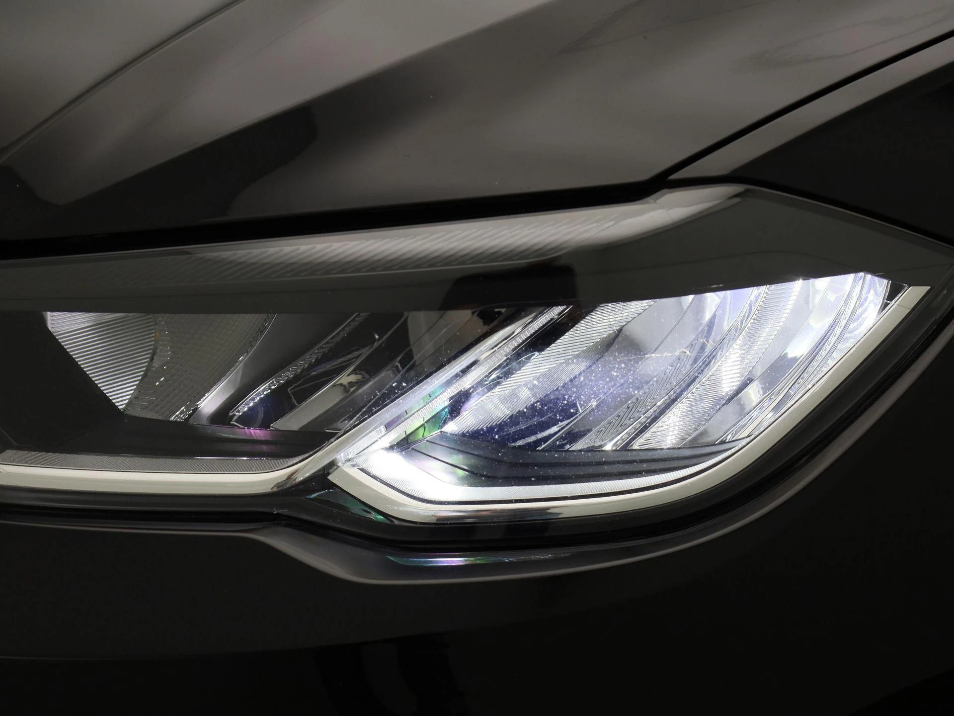 Volkswagen-Polo-image-14