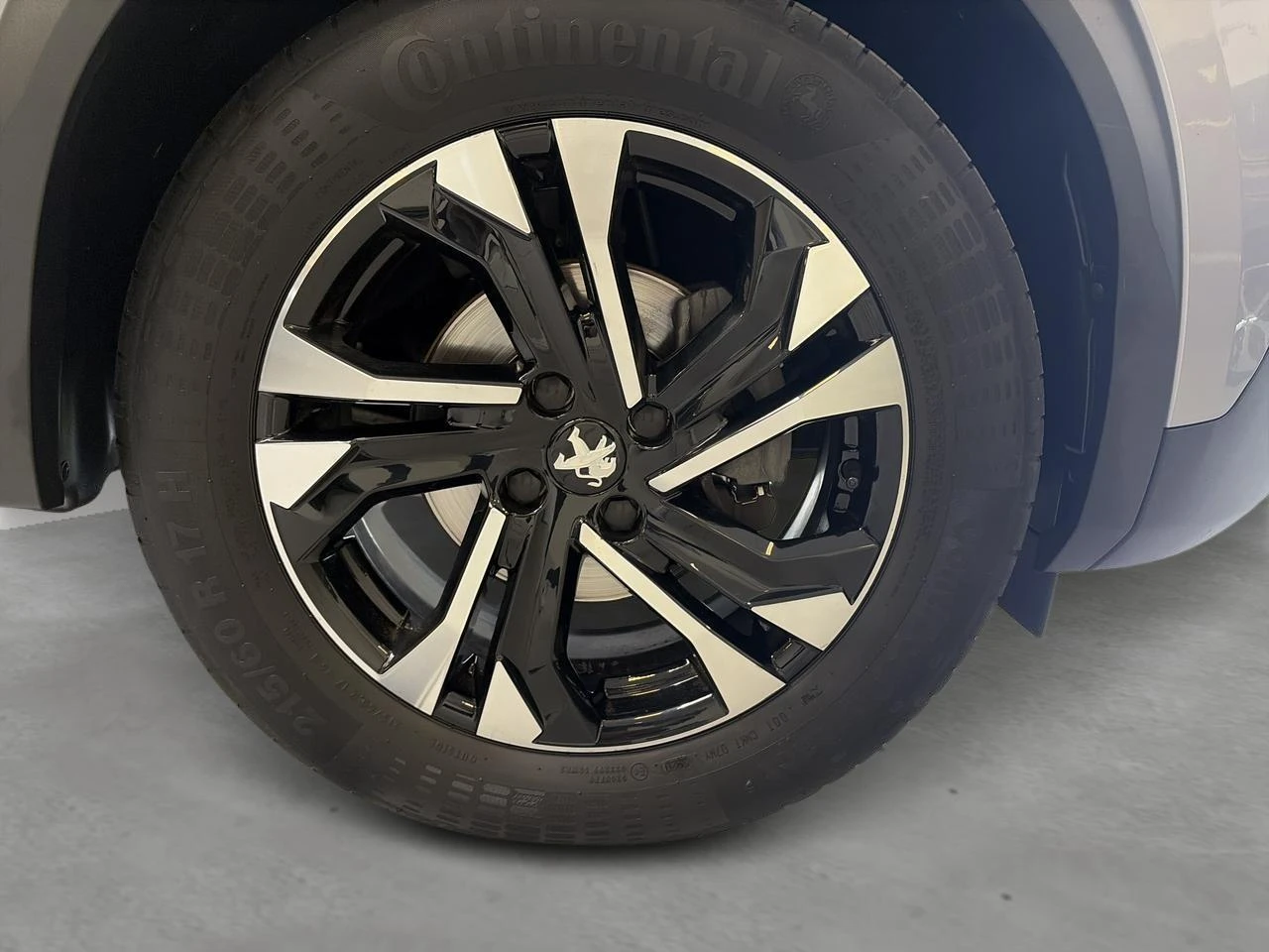 Peugeot-2008-image-4