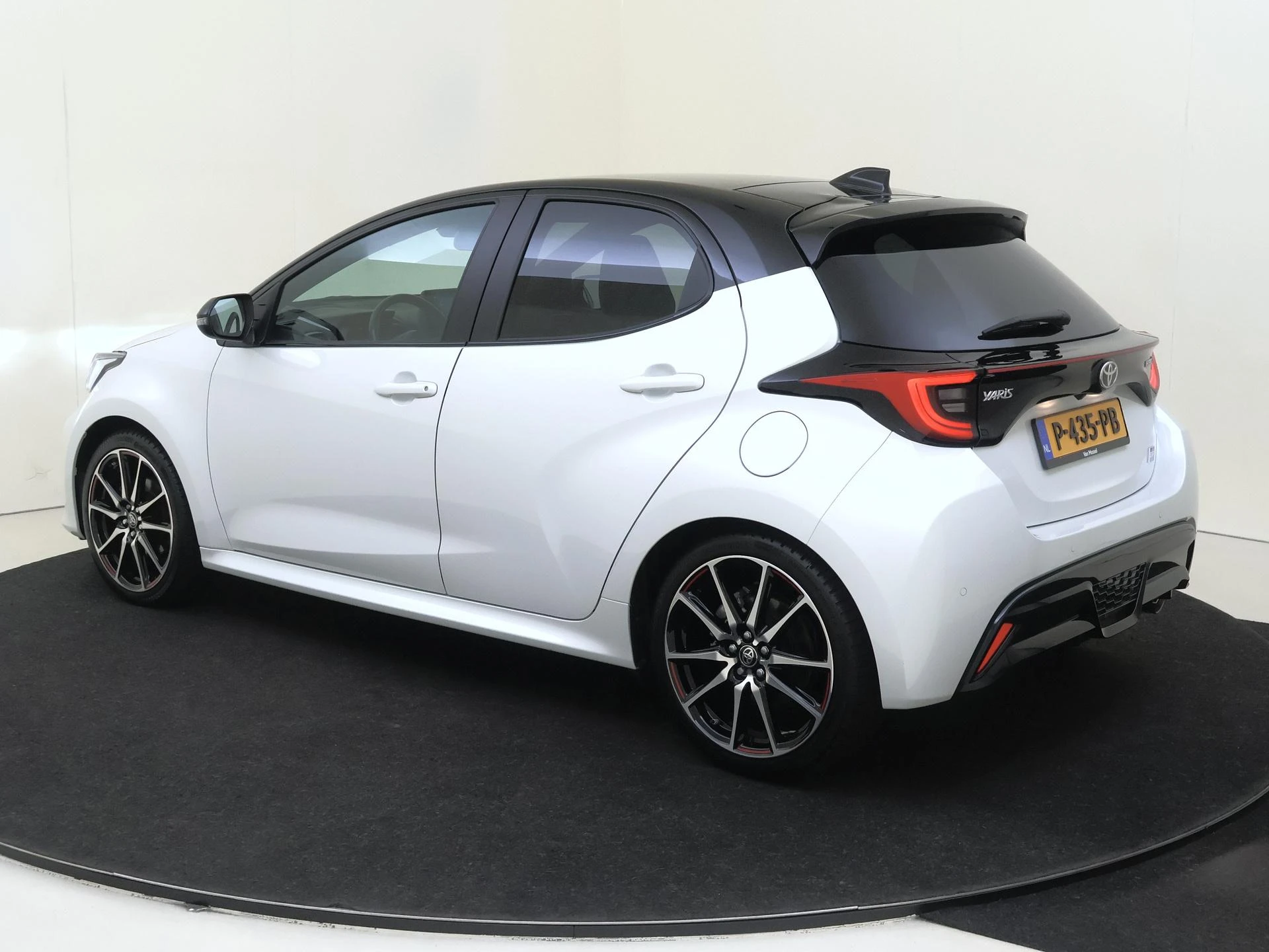 Toyota Yaris 1.5 Hybrid GR Sport