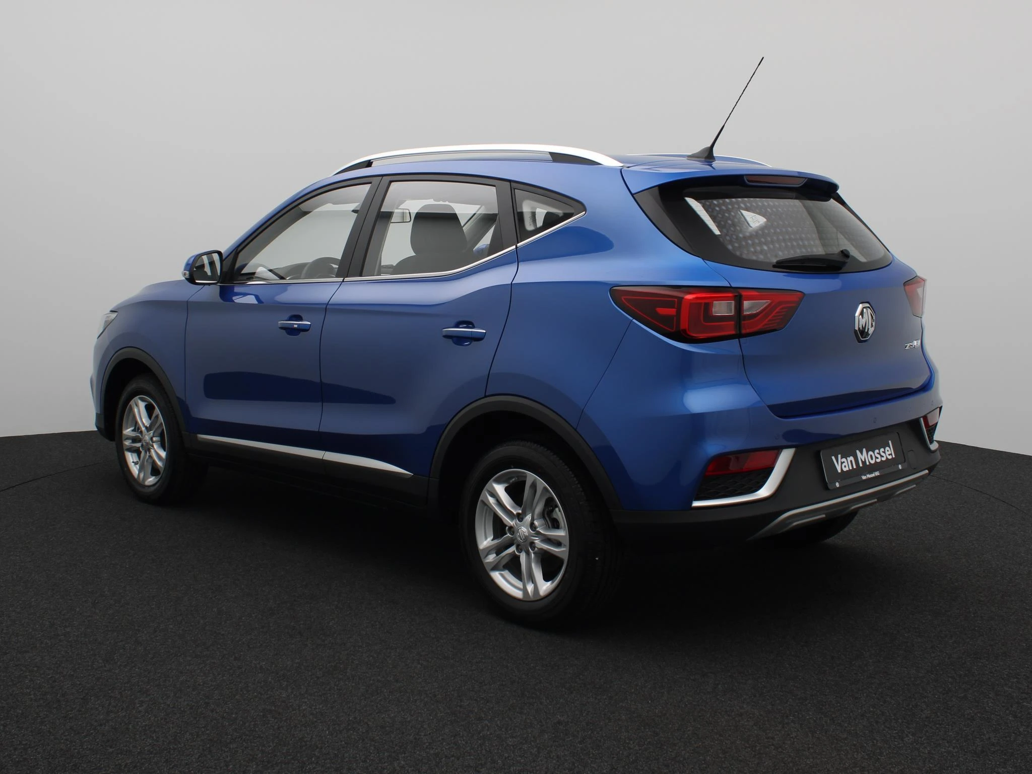MG-ZS EV-image-5