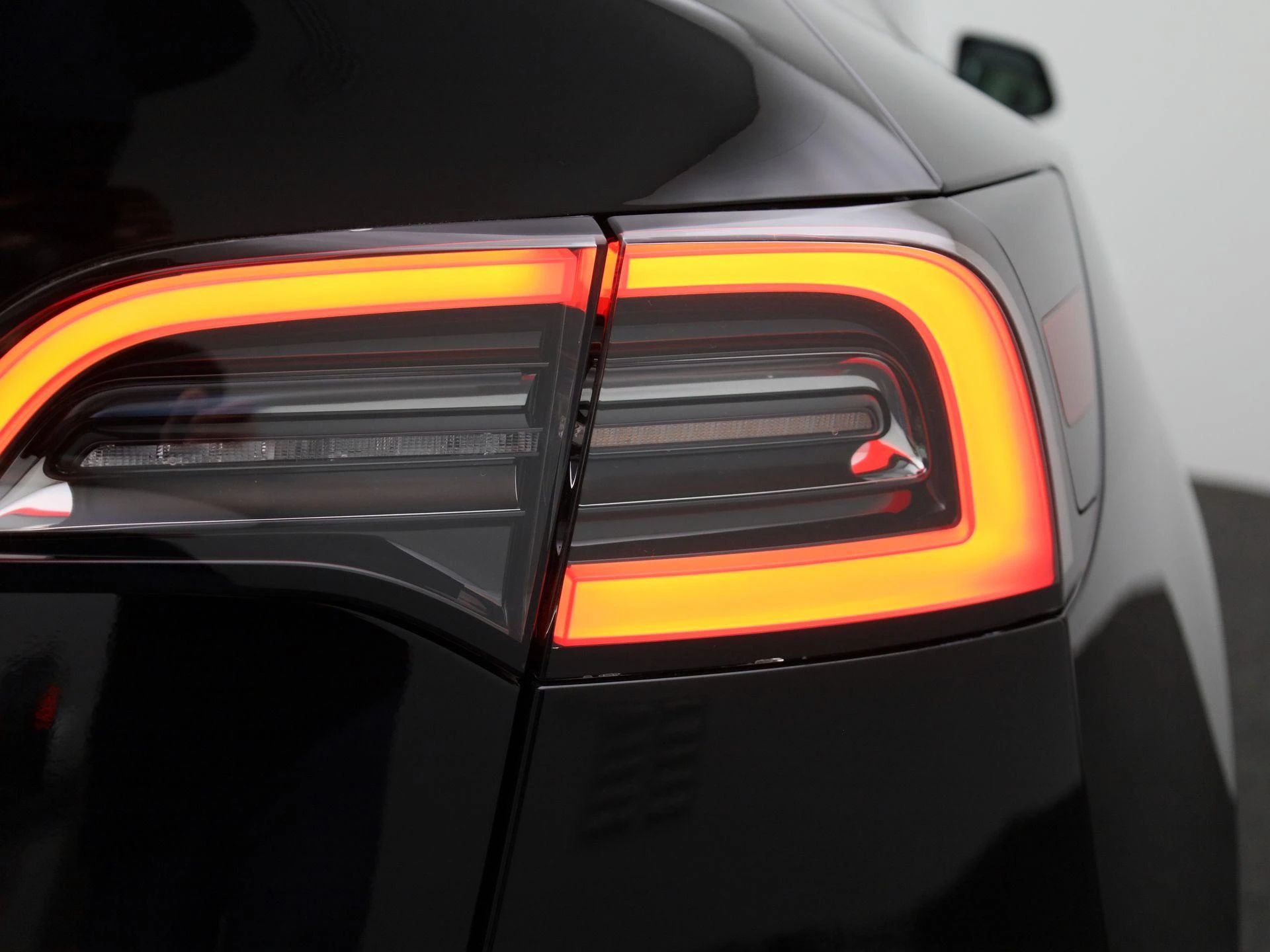 Tesla Model Y Long Range Dual Motor AWD