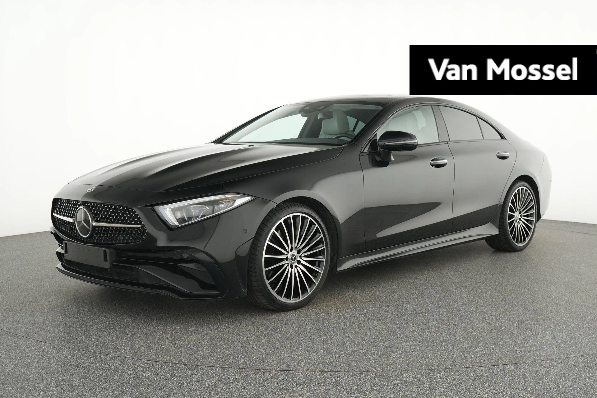 Mercedes-Benz-CLS-image-0
