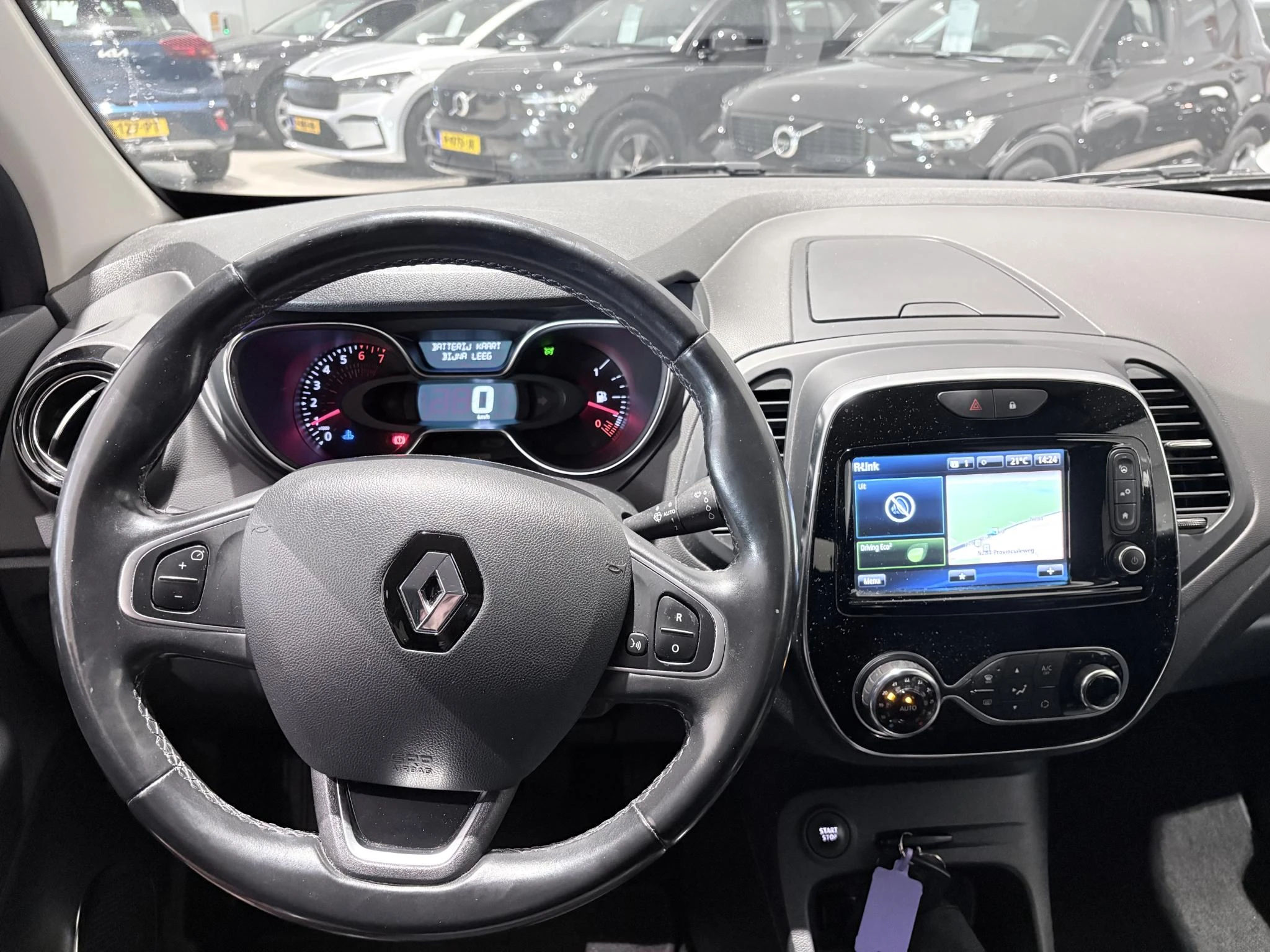 Renault-Captur-image-18