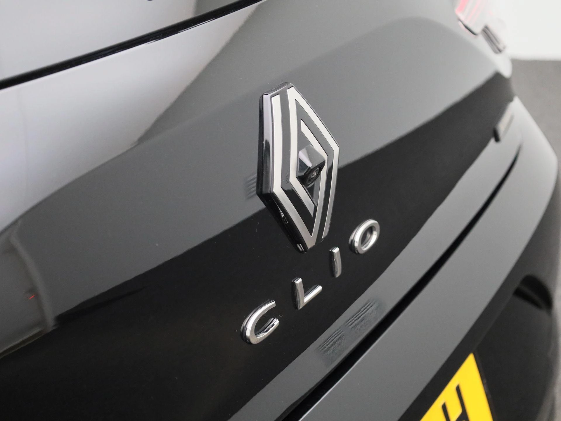 Renault-Clio-image-11