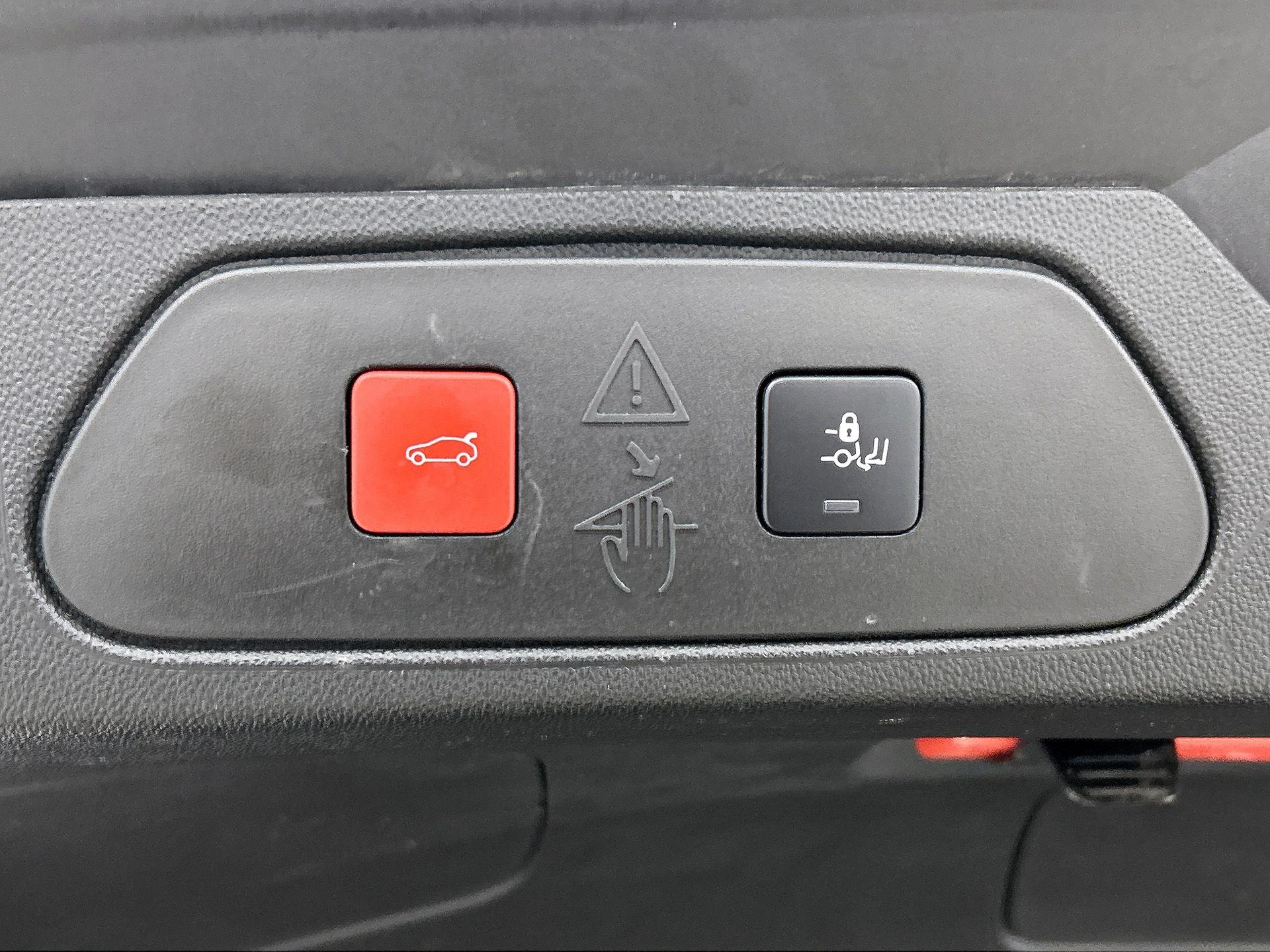 Opel-Grandland X-image-28