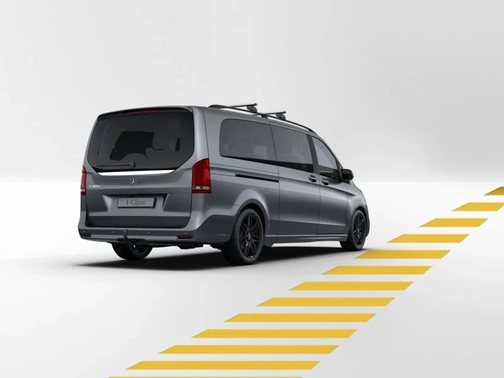 Mercedes-Benz-V-Klasse 300-image-6