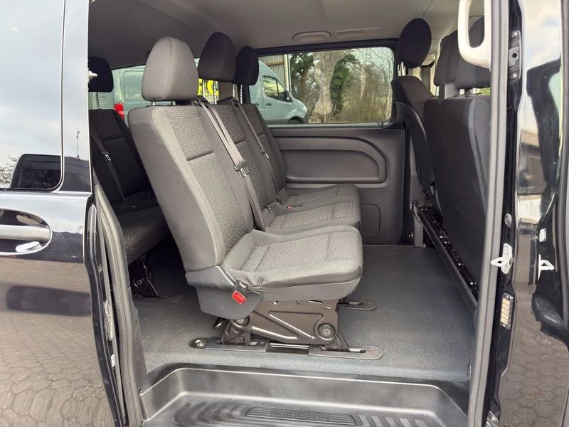 Mercedes-Benz-Vito-image-15