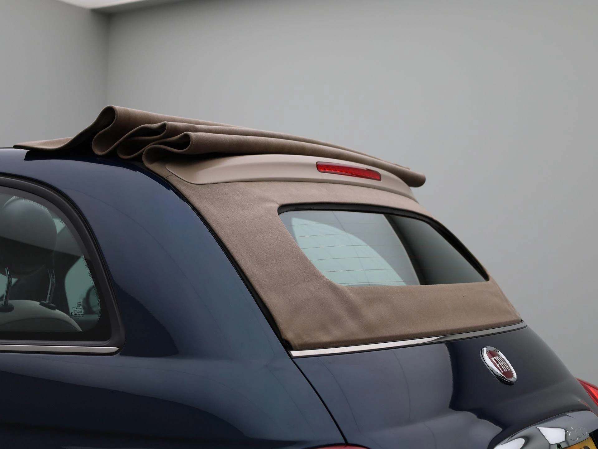 Fiat-500C-image-13