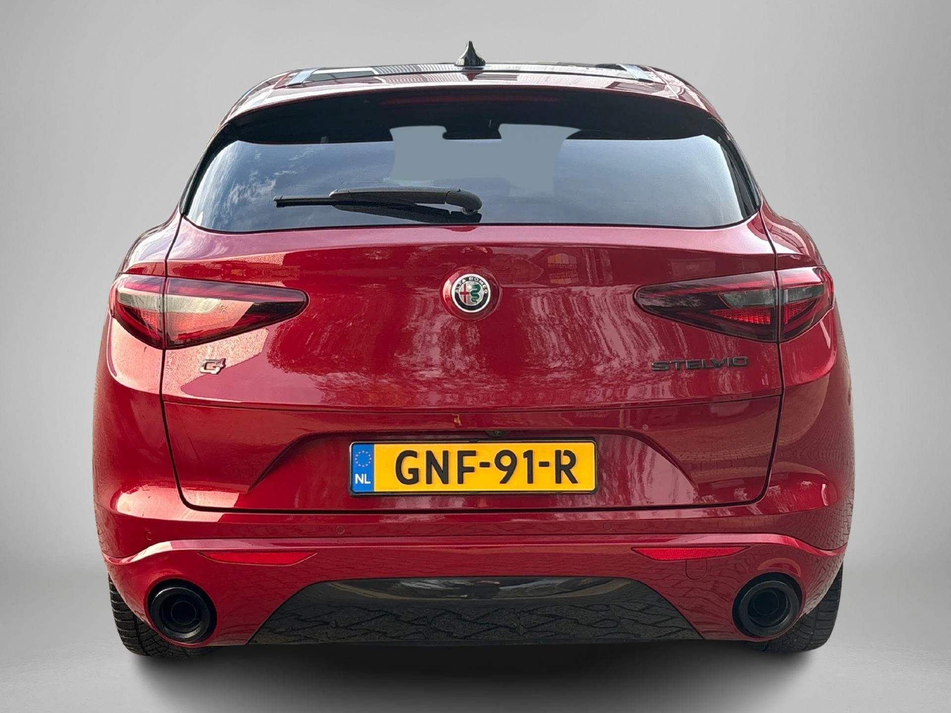 Alfa Romeo-Stelvio-image-15