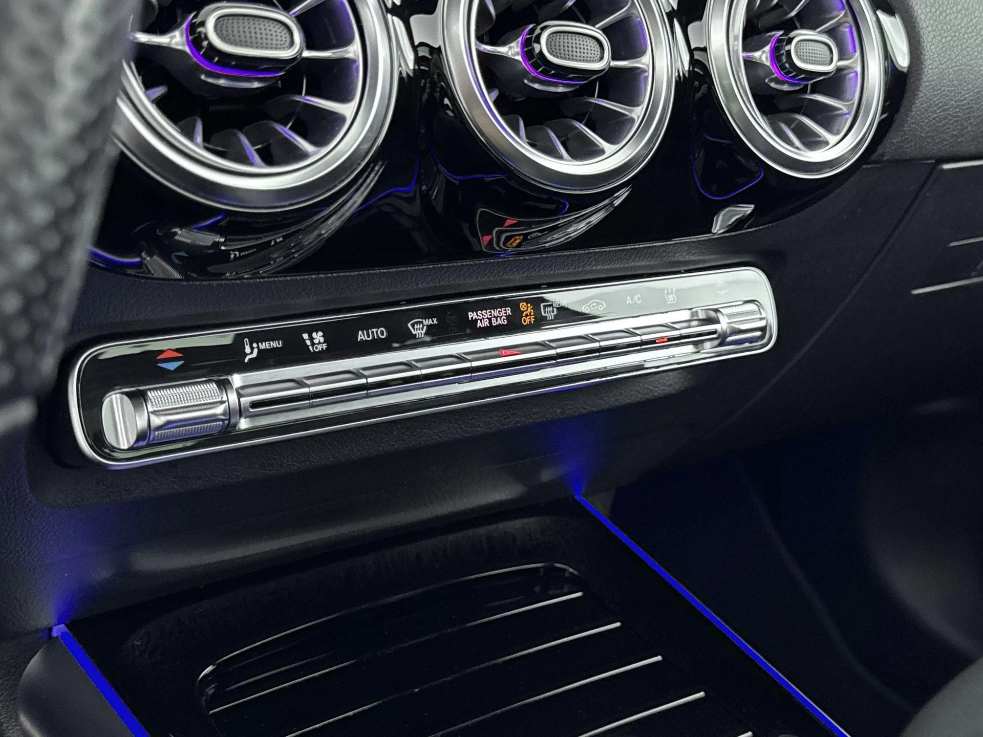 Mercedes-Benz EQA 250 Business Solution AMG 67 kWh 191PK