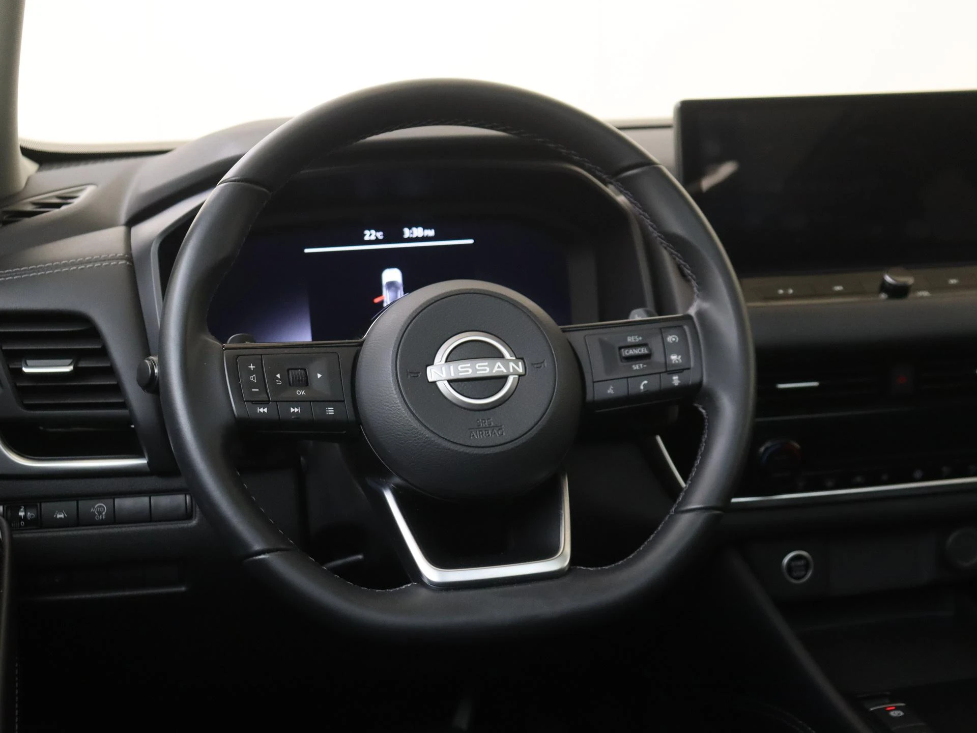Nissan-QASHQAI-image-9