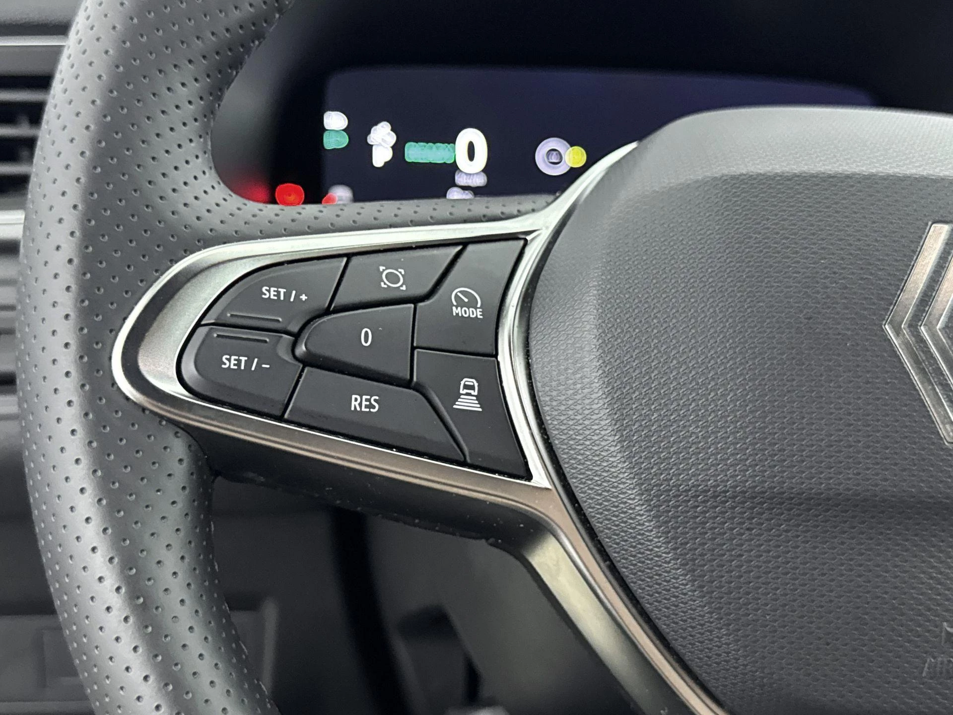 Renault-Captur-image-19