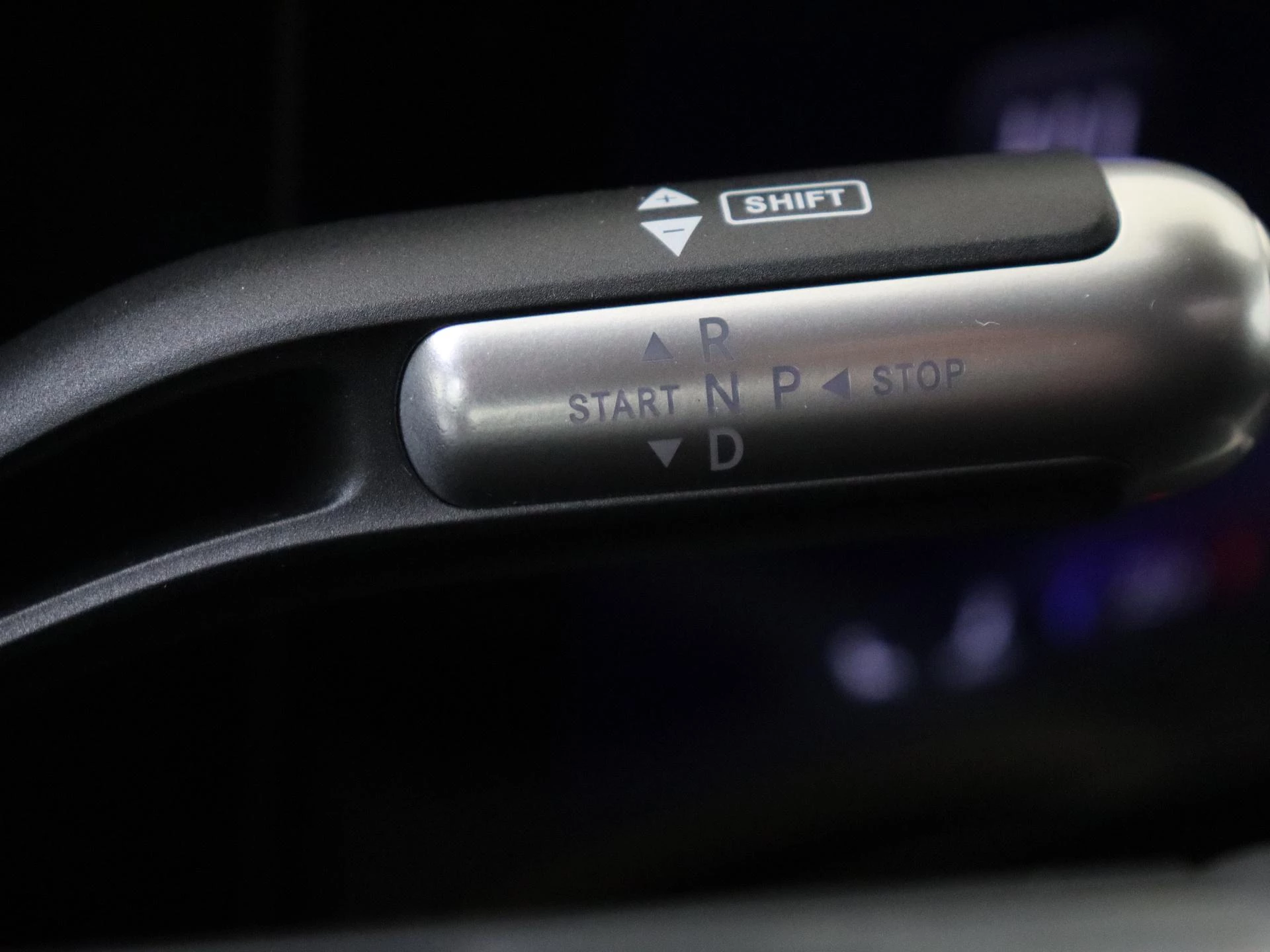 Mercedes-Benz-CLA-image-18