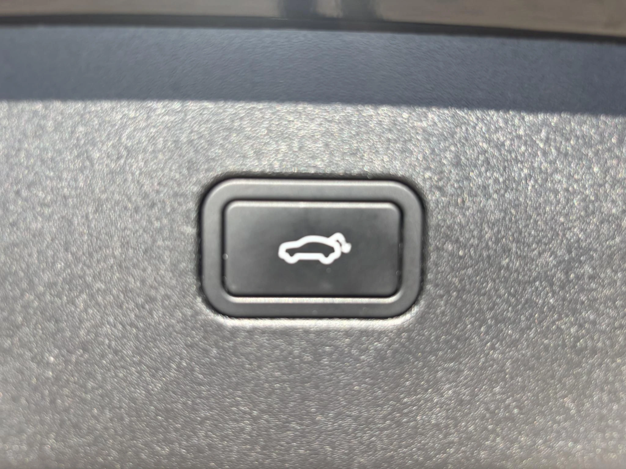 Volvo-EX30-image-14