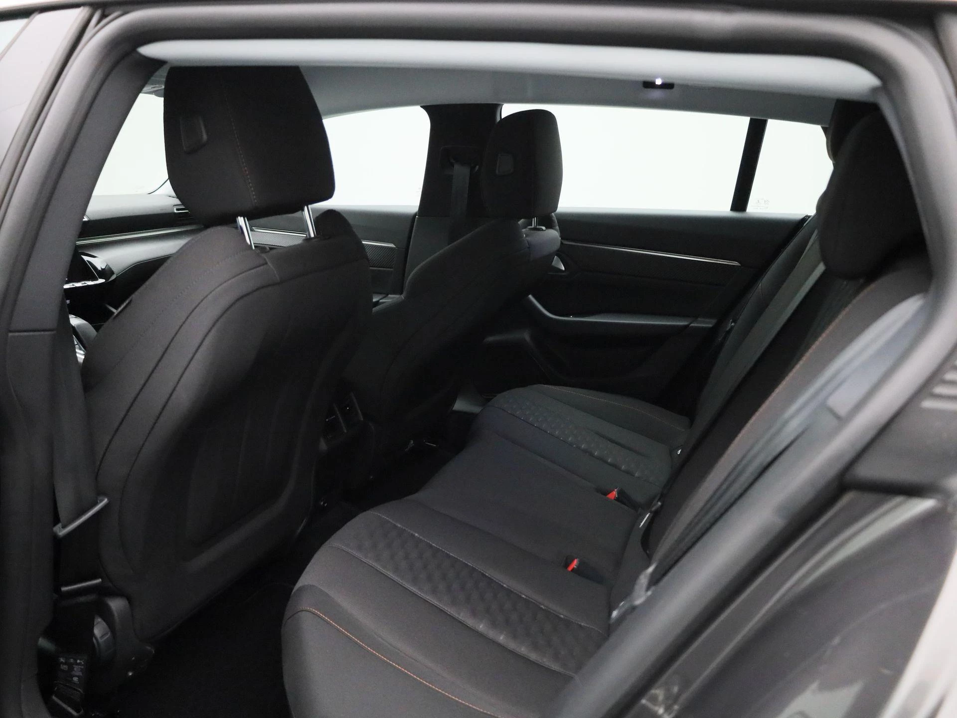 Peugeot-508-image-9