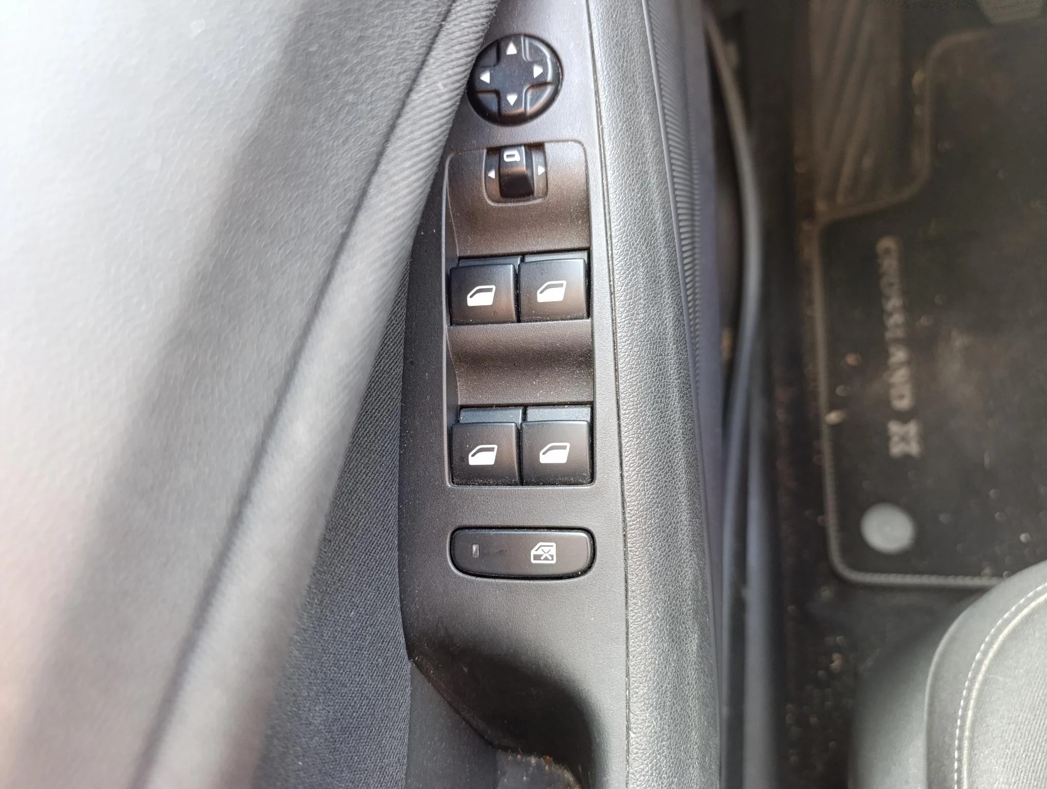 Opel-Crossland X-image-9
