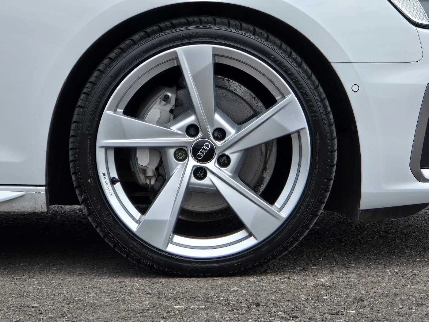 Audi-A4-image-4