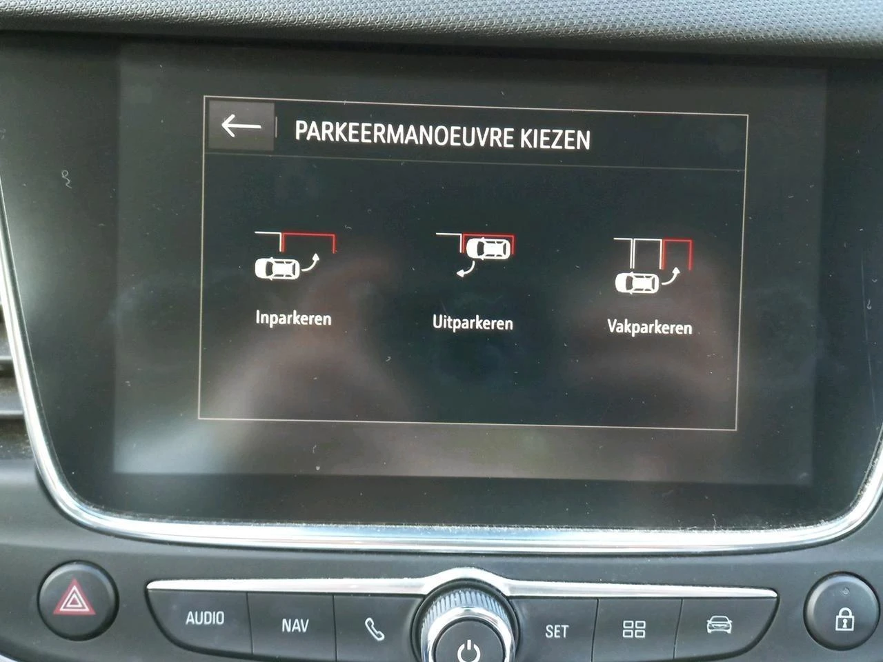 Opel-Crossland X-image-14