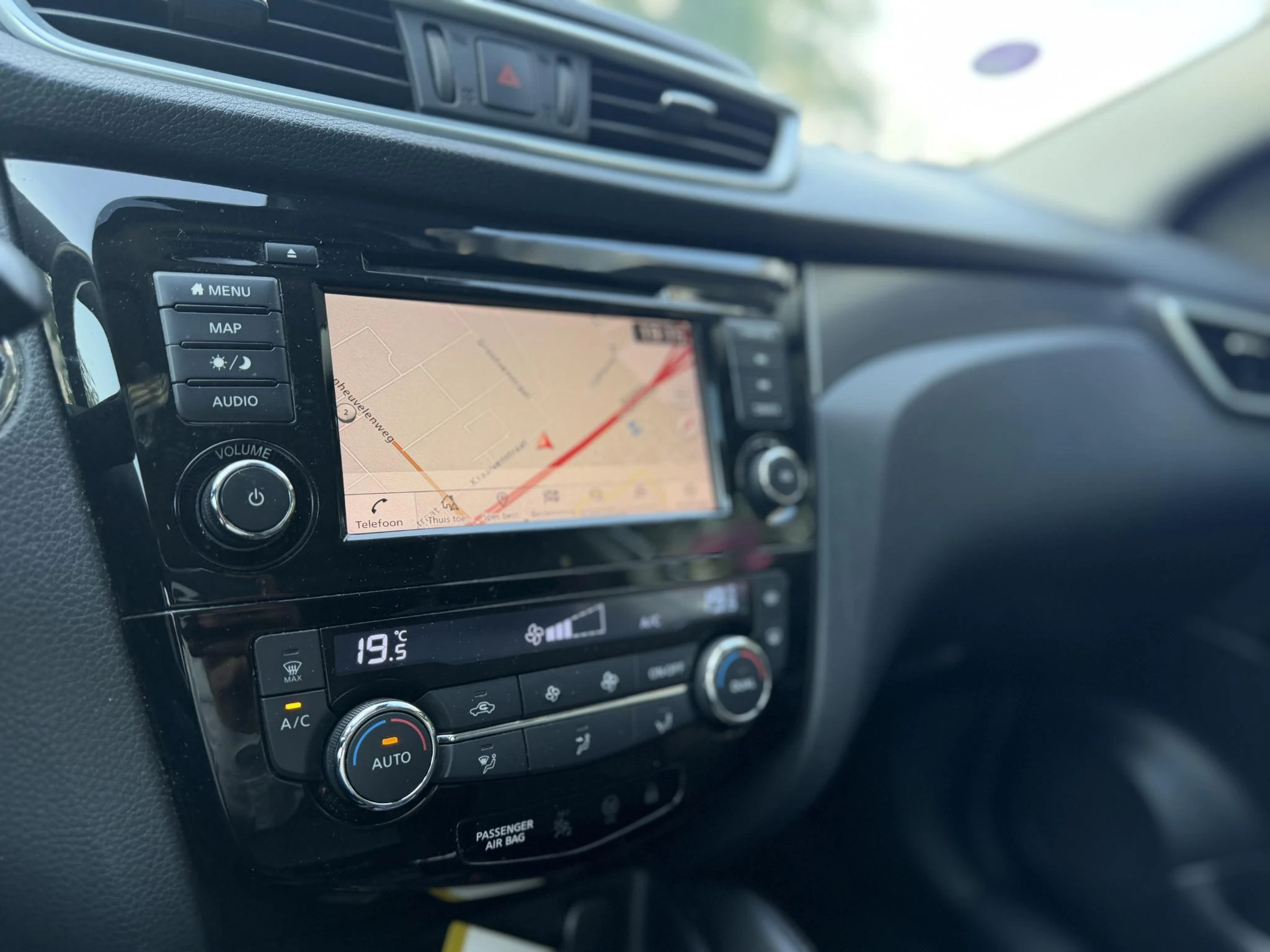 Nissan-QASHQAI-image-6