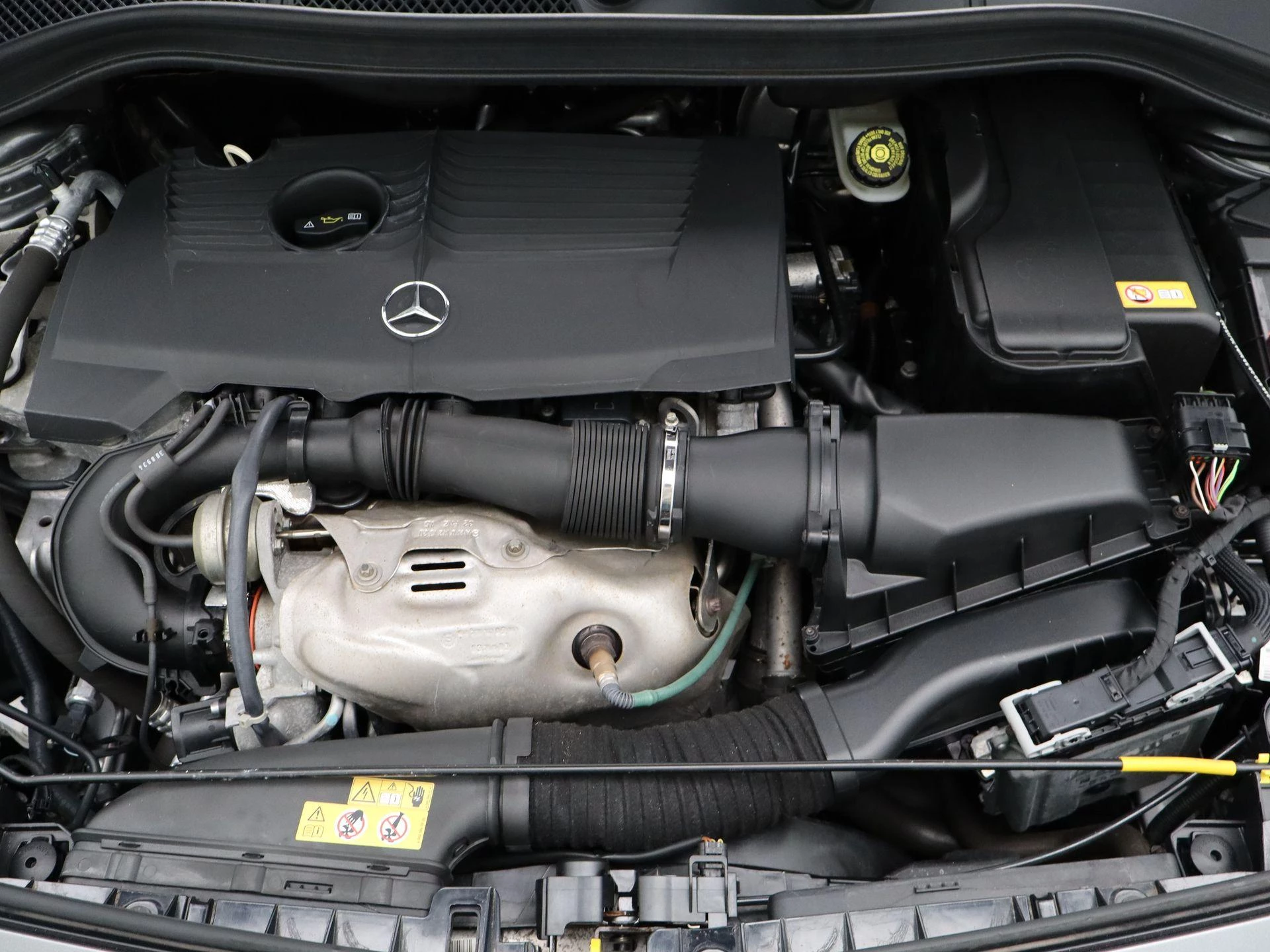 Mercedes-Benz-B-Klasse-image-32