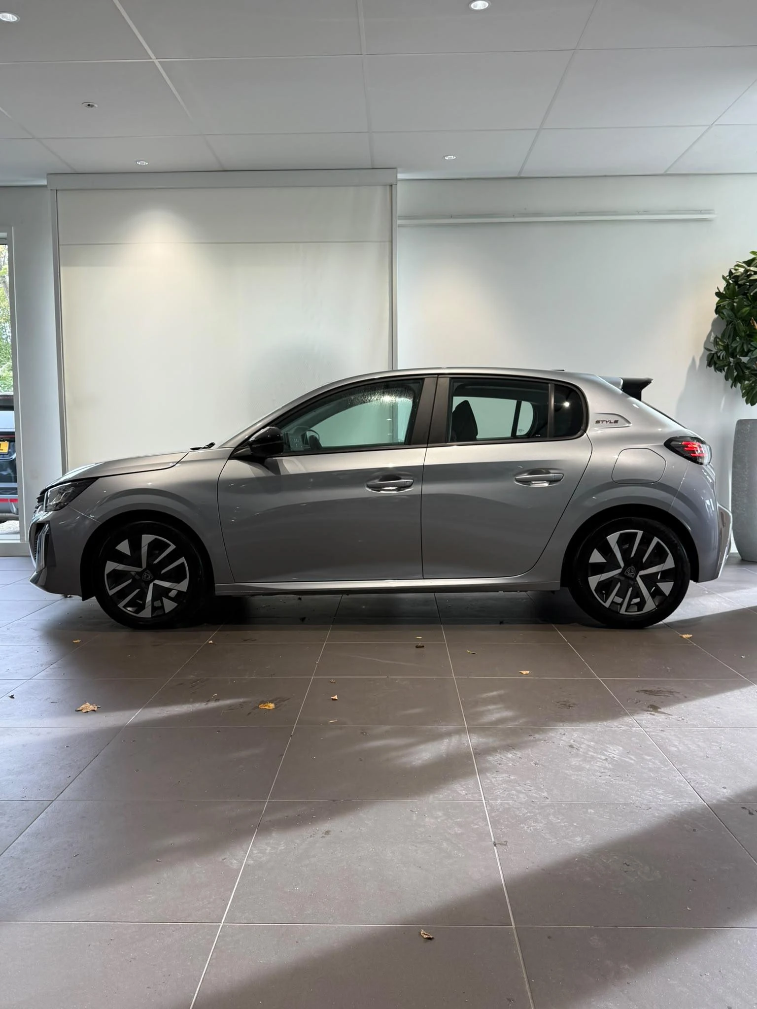 Peugeot-208-image-4