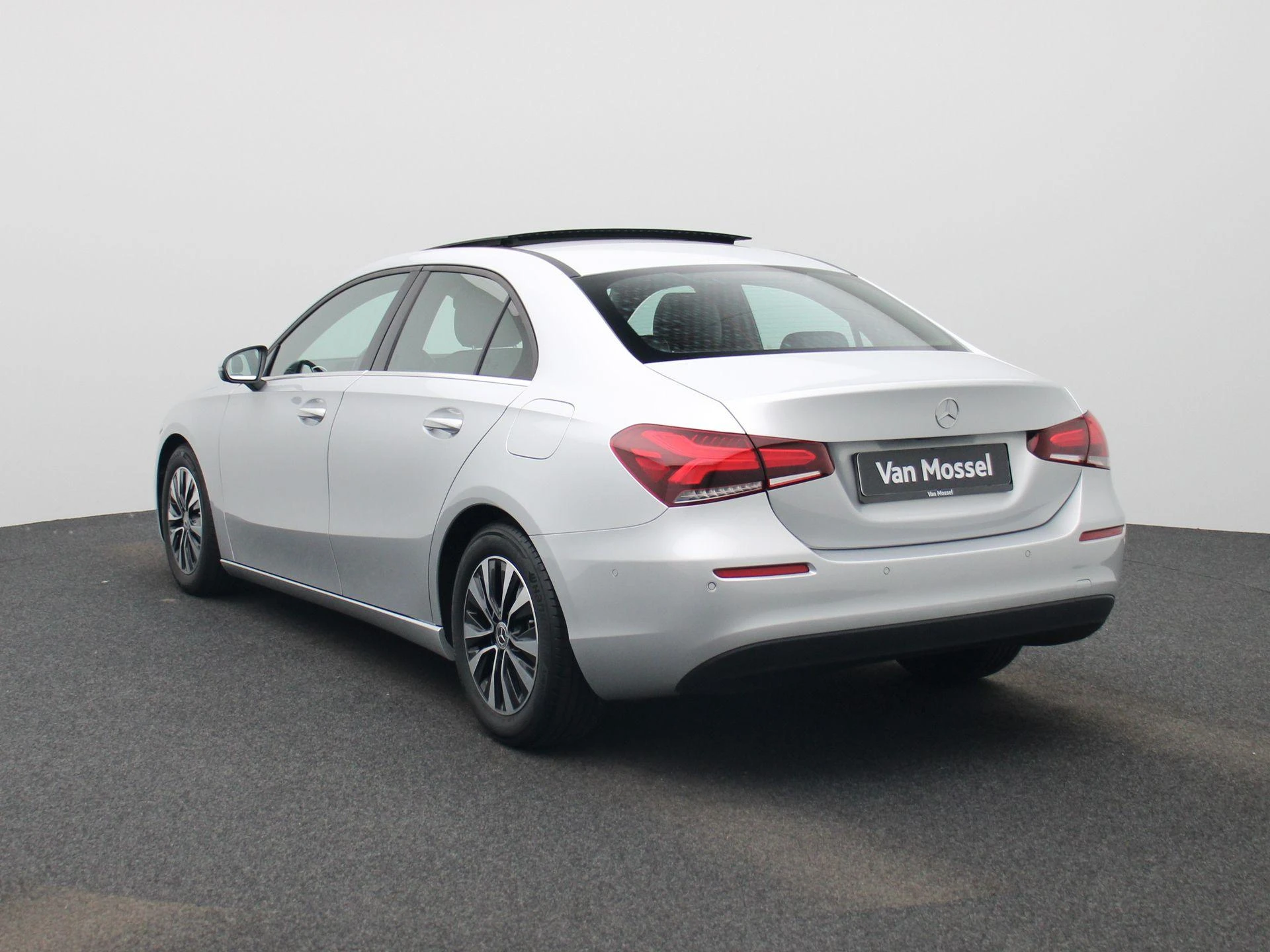 Mercedes-Benz-Classe A-image-1