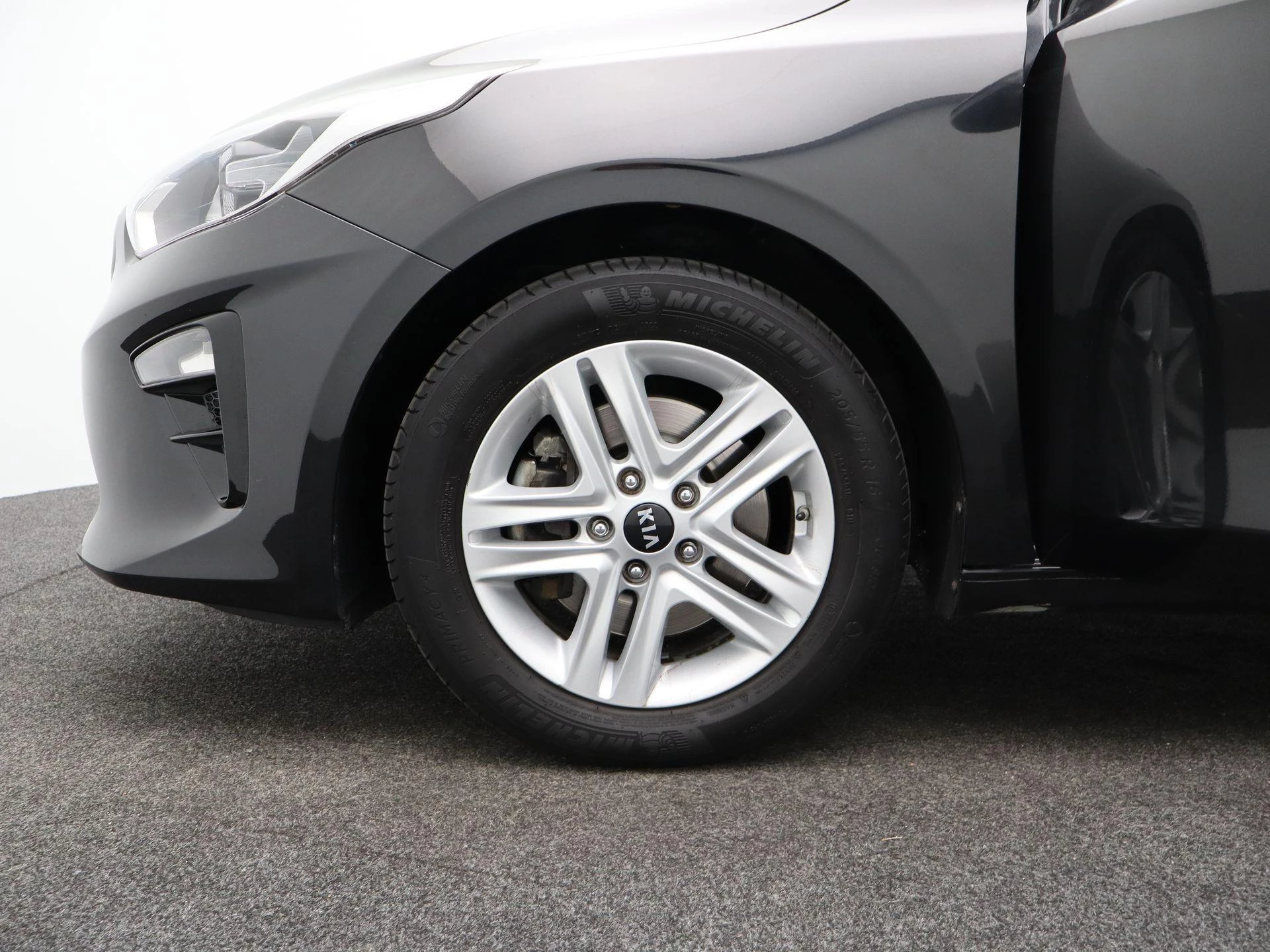 Kia-Ceed Sportswagon-image-19