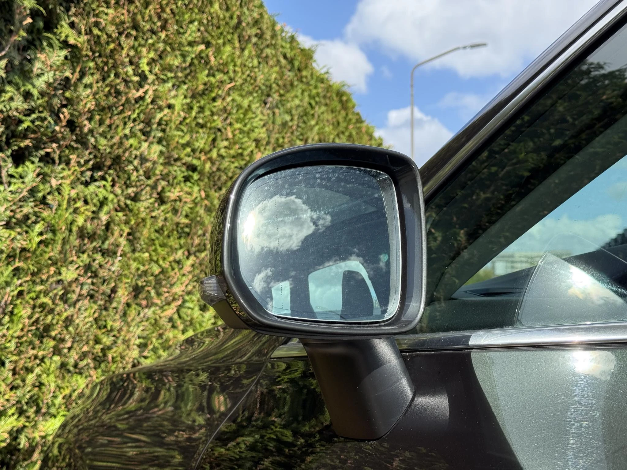 Volvo-XC60-image-15