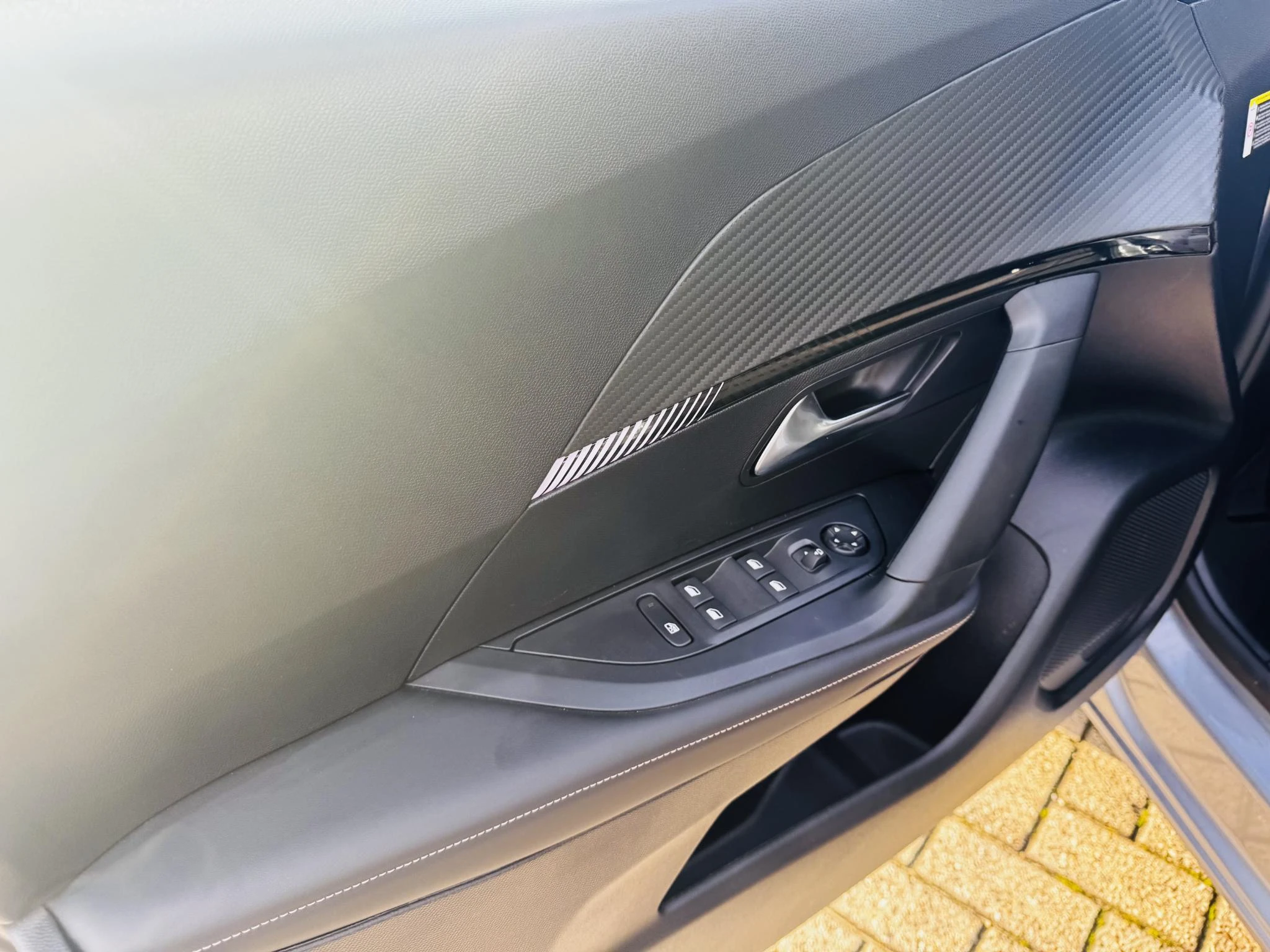 Peugeot-2008-image-12