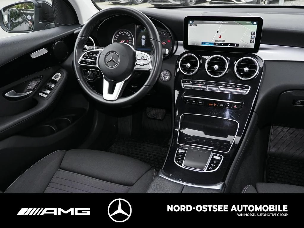 Mercedes-Benz GLC 220 d 4M KAMERA AHK LED SHZ TEMPOMATX254 GLC 220 d 4M KAMERA AHK LED SHZ TEMPOMAT