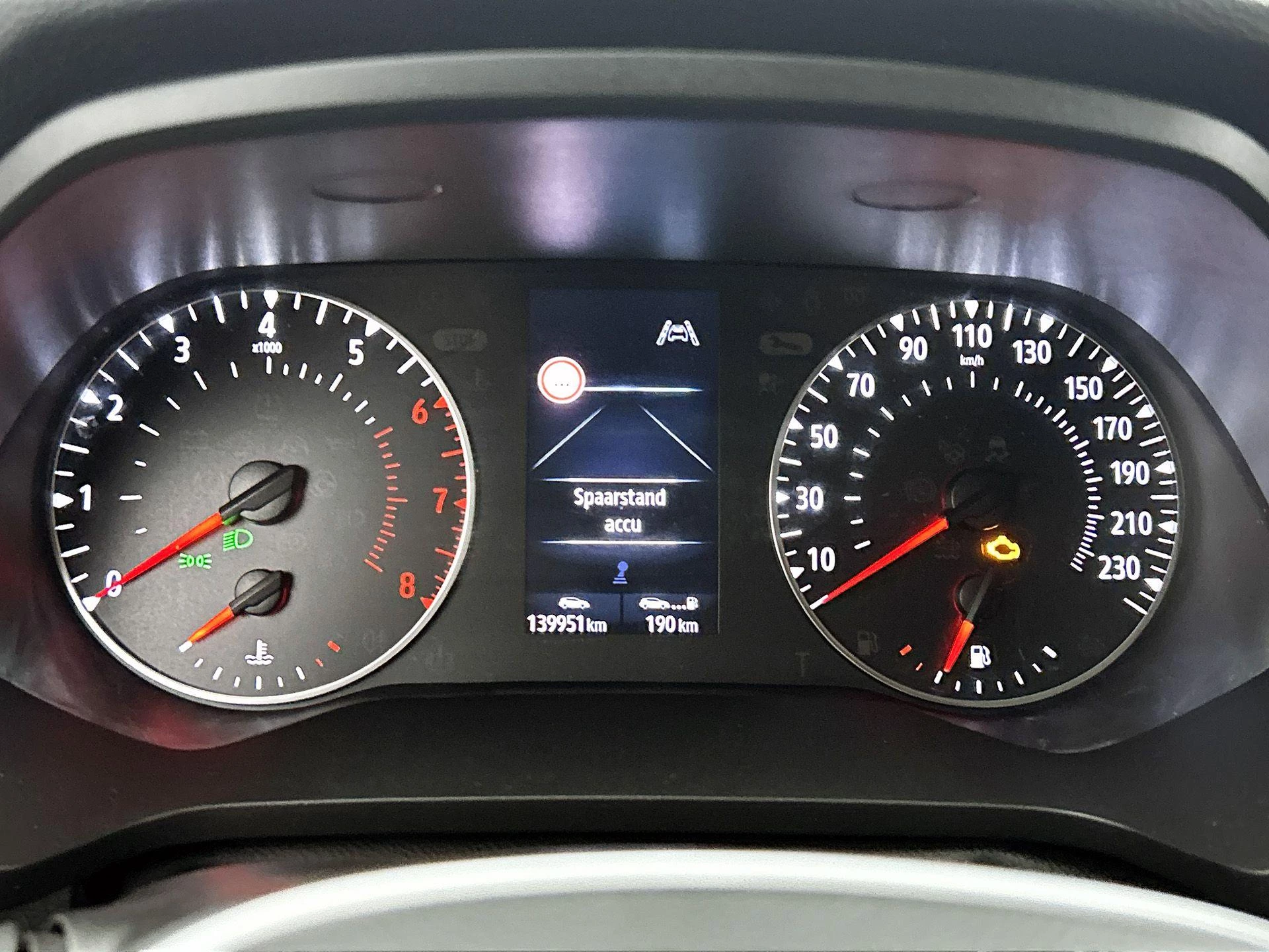 Renault-Captur-image-12