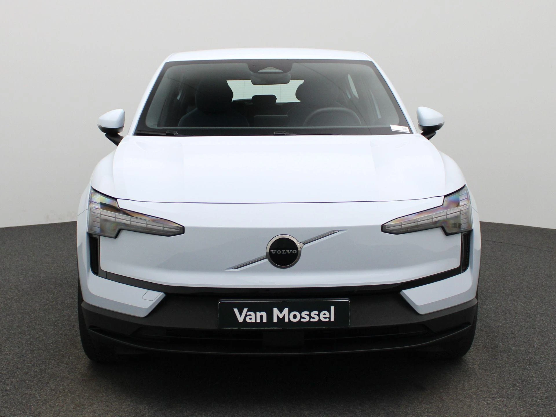 Volvo-EX30-image-4
