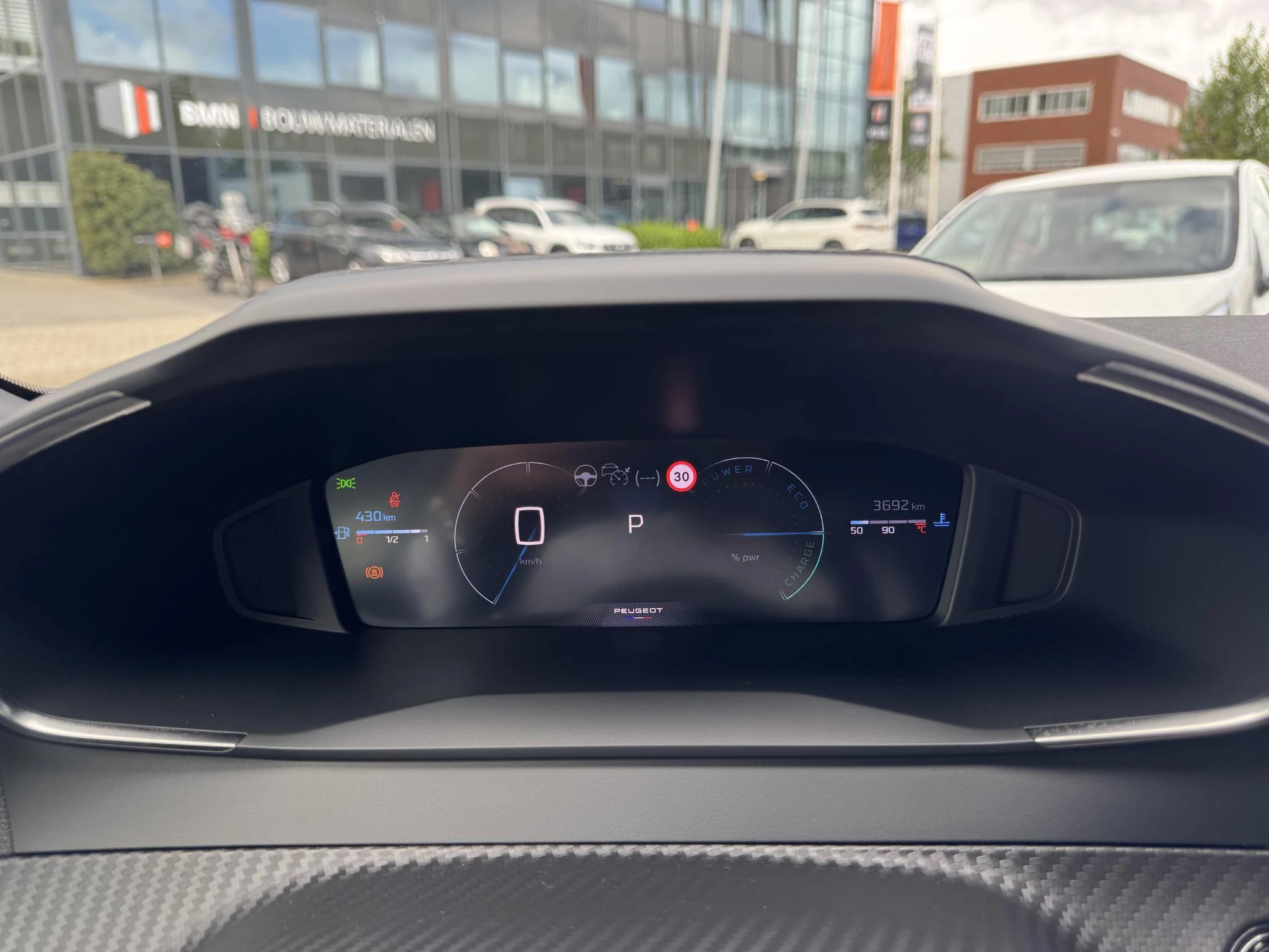 Peugeot-2008-image-18